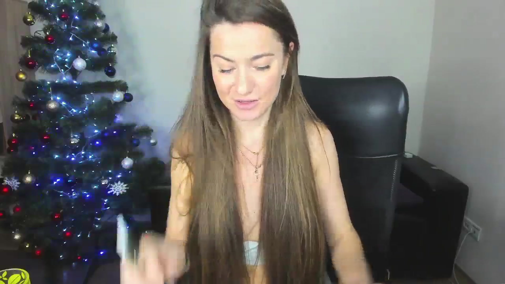 Gallery image thumbnail from Tilly_Casti's myfreecams stream on, 01/02/2025, 14:20 image 17 of 20