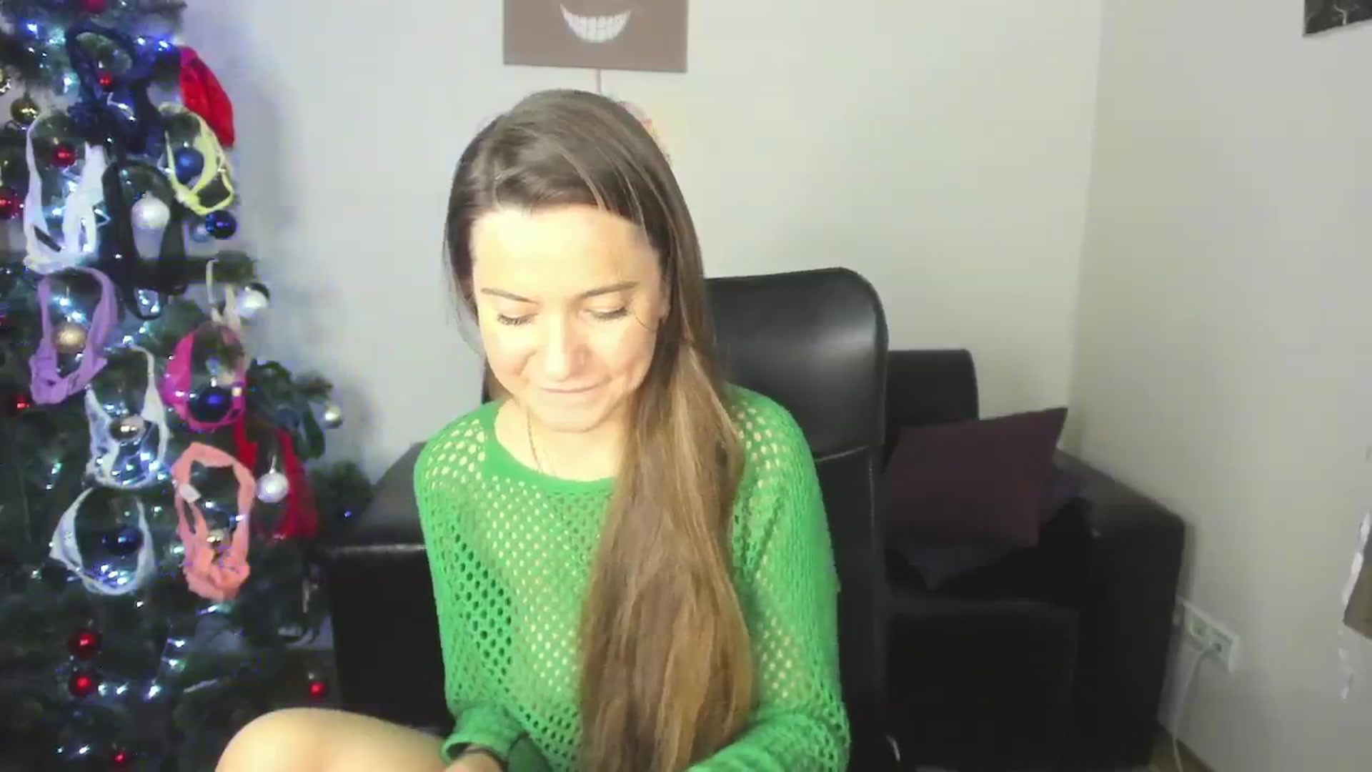 Gallery image thumbnail from Tilly_Casti's myfreecams stream on, 01/05/2025, 15:45 image 6 of 20