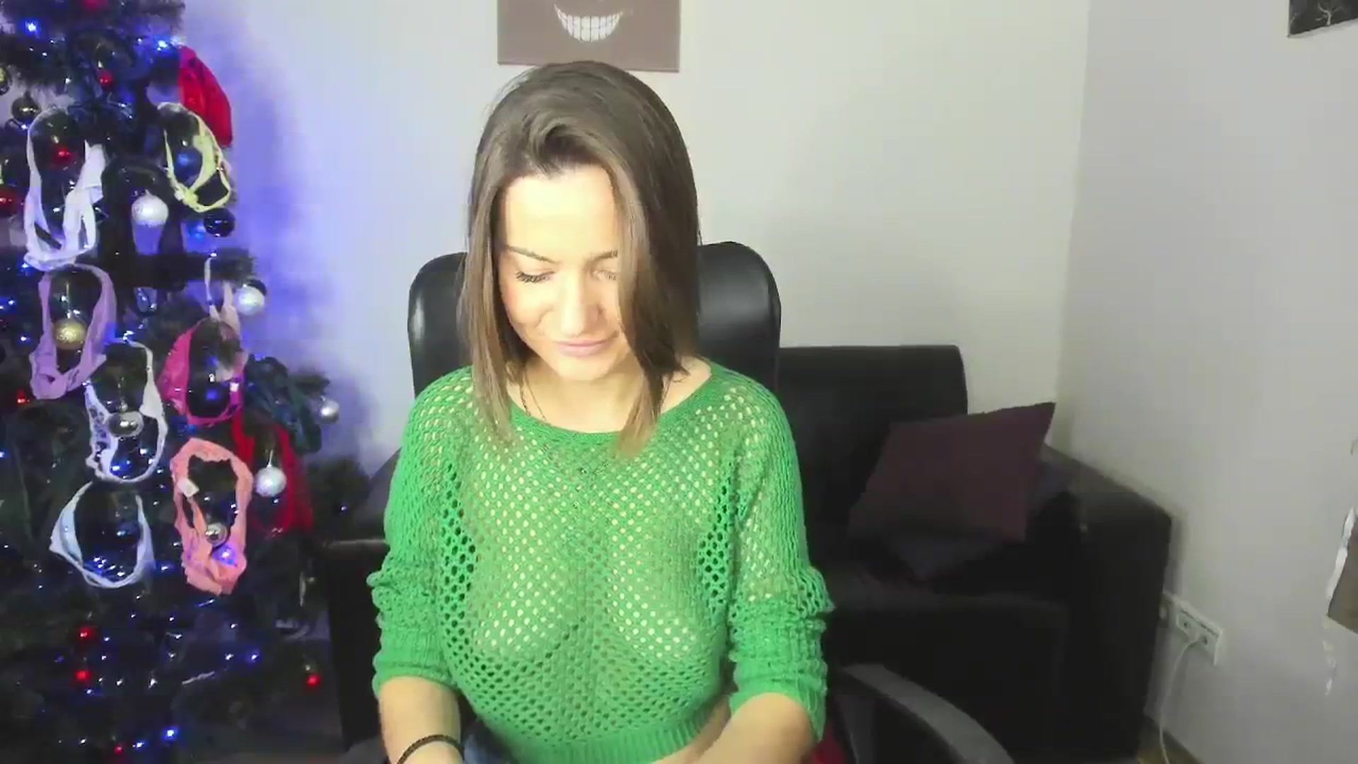 Gallery image thumbnail from Tilly_Casti's myfreecams stream on, 01/05/2025, 15:45 image 9 of 20