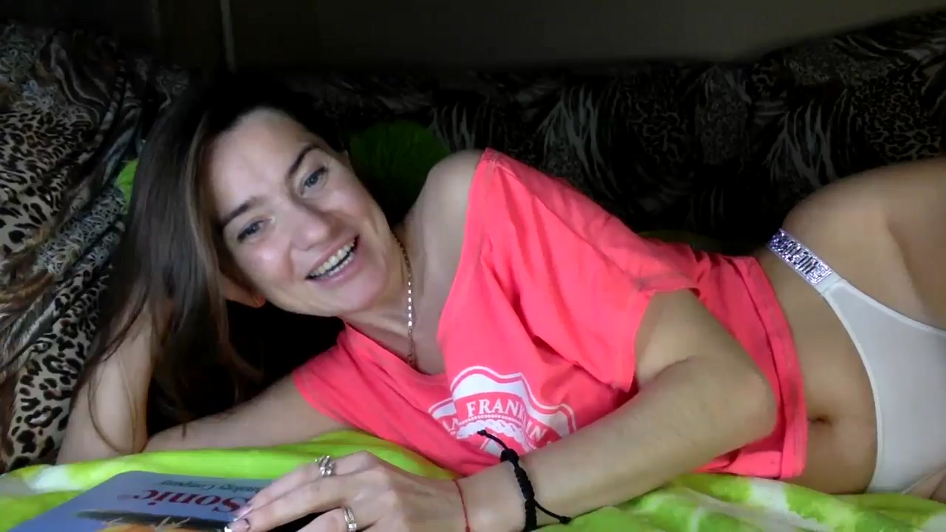 Gallery image thumbnail from Tilly_Casti's myfreecams stream on, 01/15/2025, 15:18 image 17 of 20