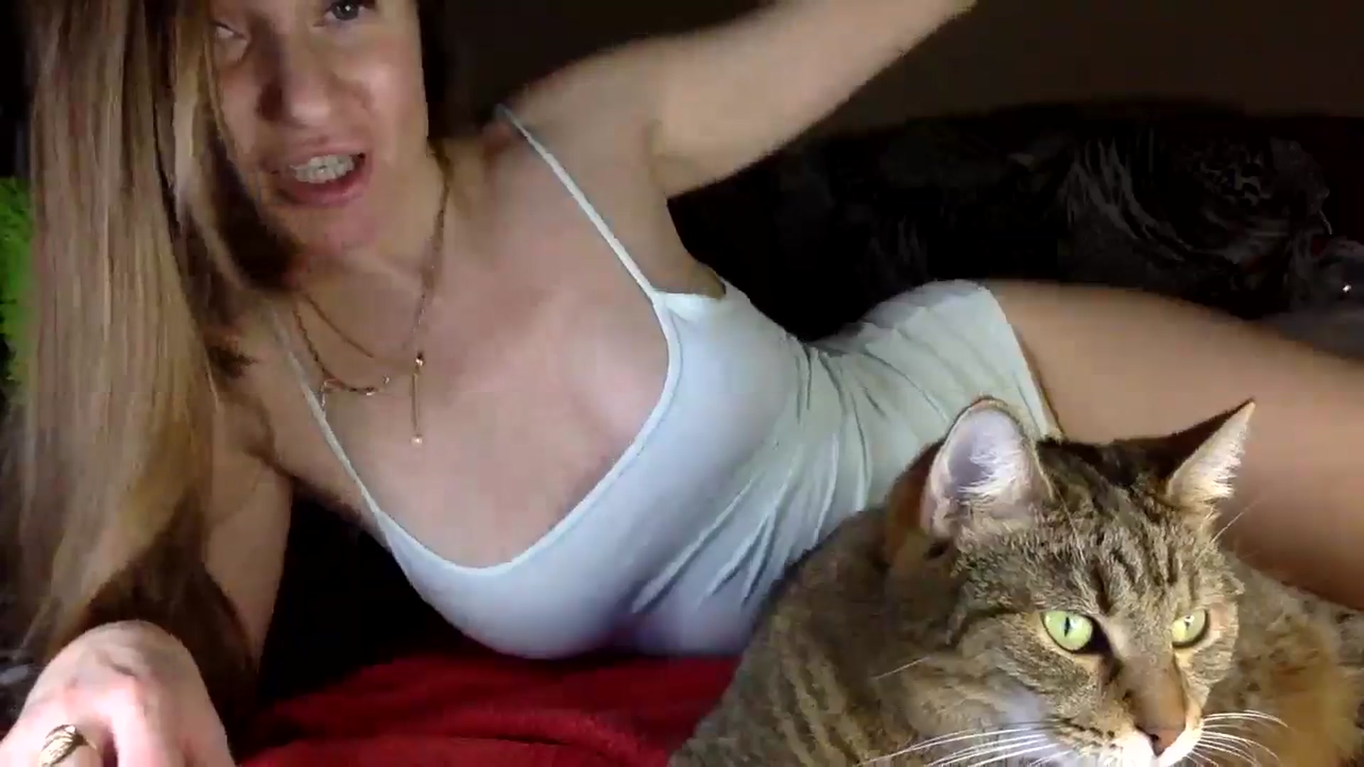 Gallery image thumbnail from Tilly_Casti's myfreecams stream on, 01/17/2025, 20:10 image 2 of 20