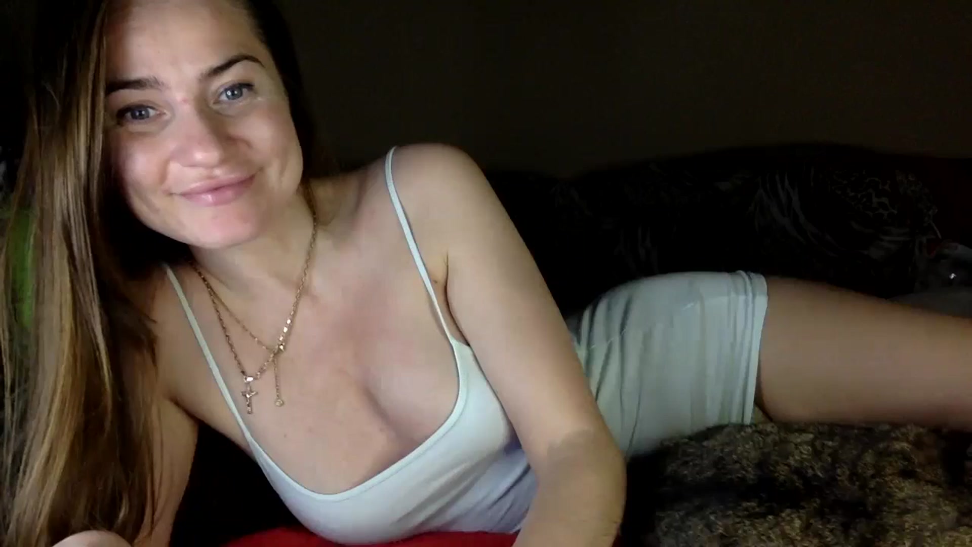 Gallery image thumbnail from Tilly_Casti's myfreecams stream on, 01/17/2025, 20:10 image 4 of 20