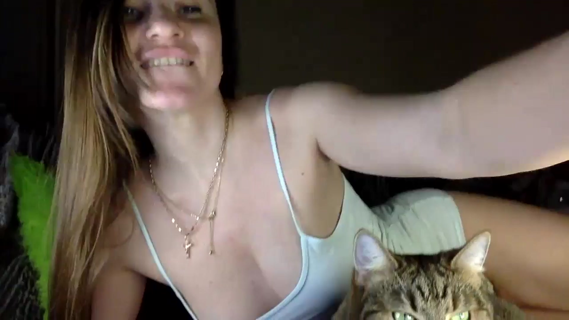 Gallery image thumbnail from Tilly_Casti's myfreecams stream on, 01/17/2025, 20:10 image 1 of 20
