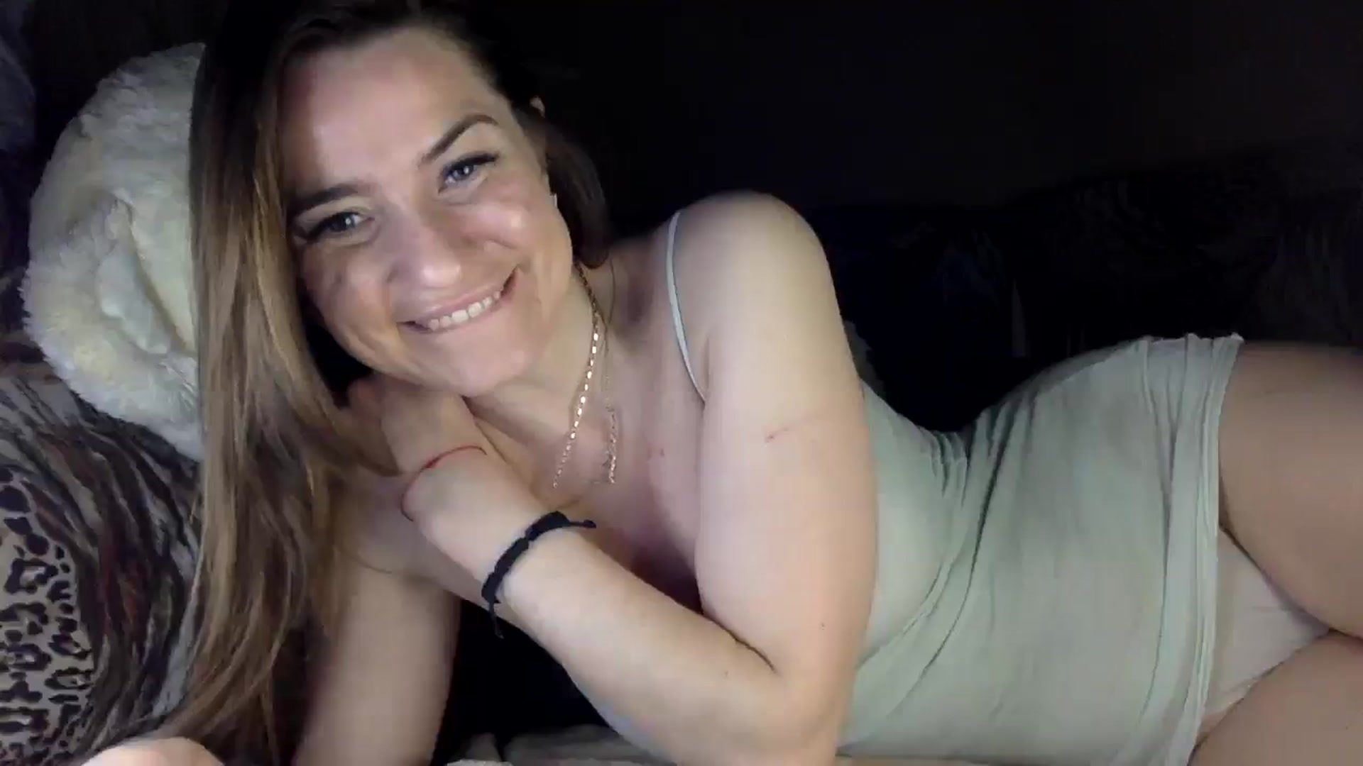 Gallery image thumbnail from Tilly_Casti's myfreecams stream on, 04/03/2025, 17:46 image 4 of 20