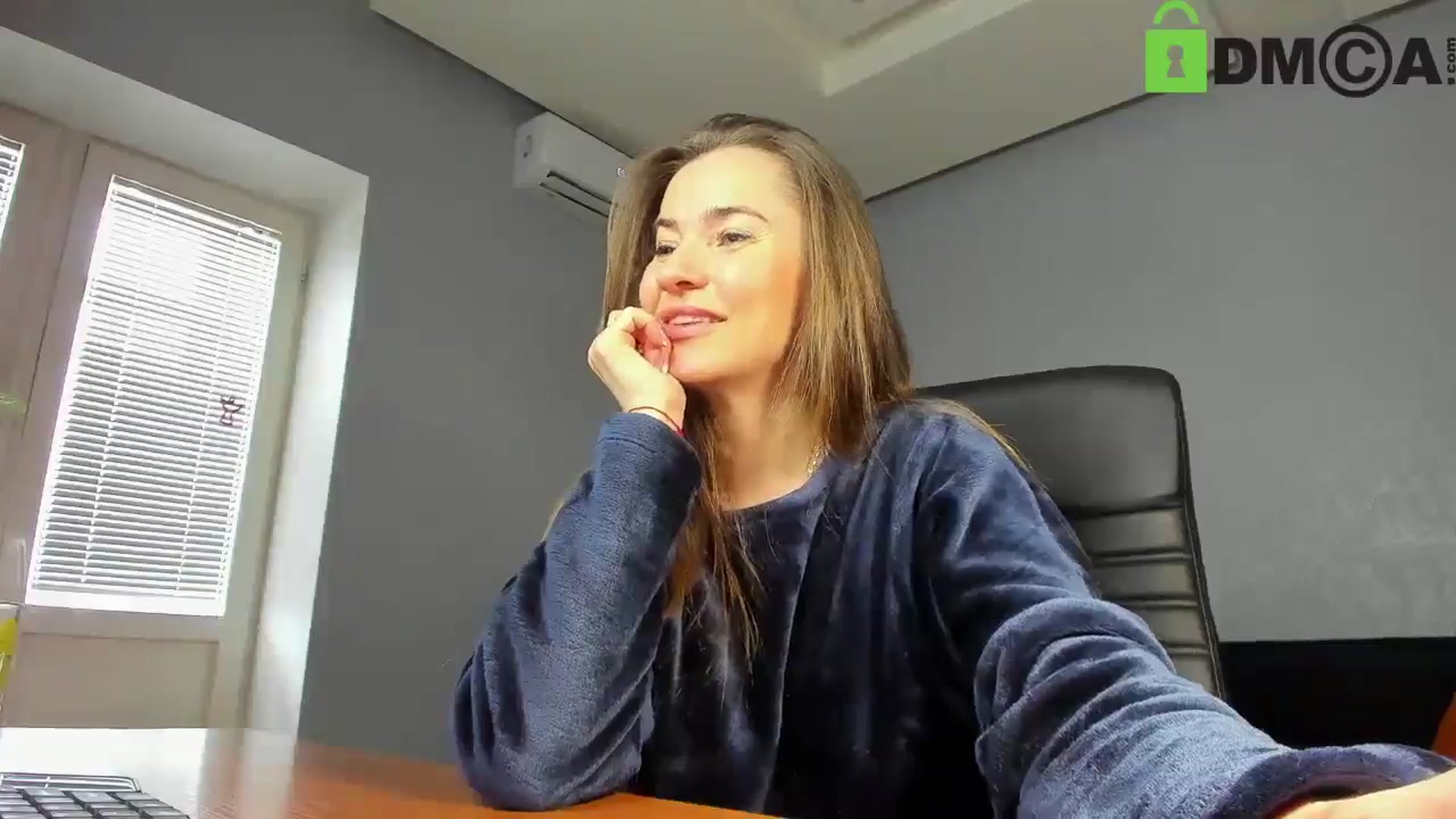Gallery image thumbnail from Tilly_Casti's myfreecams stream on, 04/11/2025, 12:29 image 3 of 20