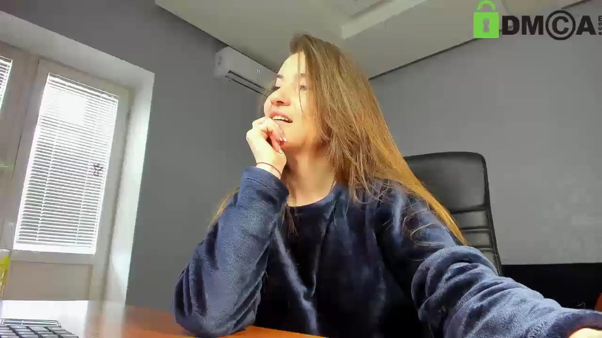 Gallery image thumbnail from Tilly_Casti's myfreecams stream on, 04/11/2025, 12:29 image 1 of 20