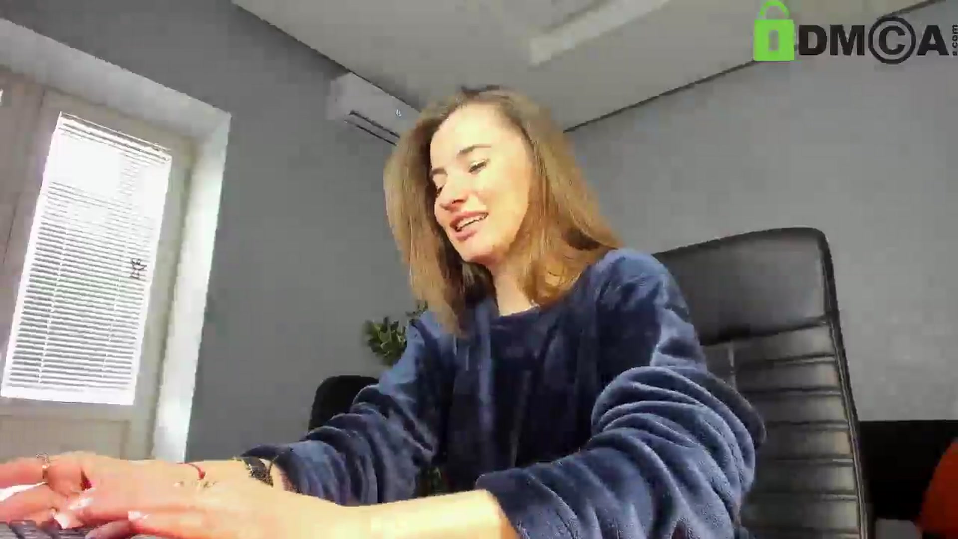 Gallery image thumbnail from Tilly_Casti's myfreecams stream on, 04/11/2025, 12:29 image 7 of 20