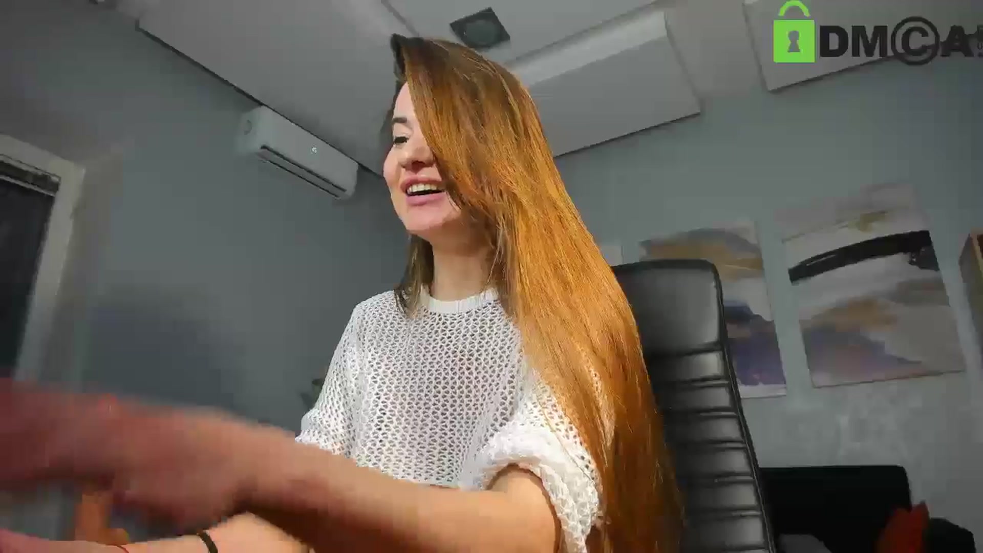 Gallery image thumbnail from Tilly_Casti's myfreecams stream on, 04/17/2025, 17:52 image 12 of 20