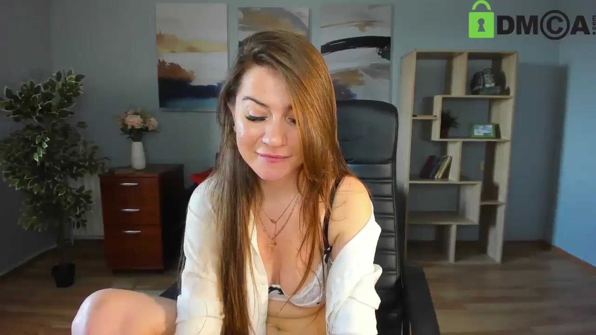 Gallery image thumbnail from Tilly_Casti's myfreecams stream on, 04/19/2025, 14:46 image 16 of 20