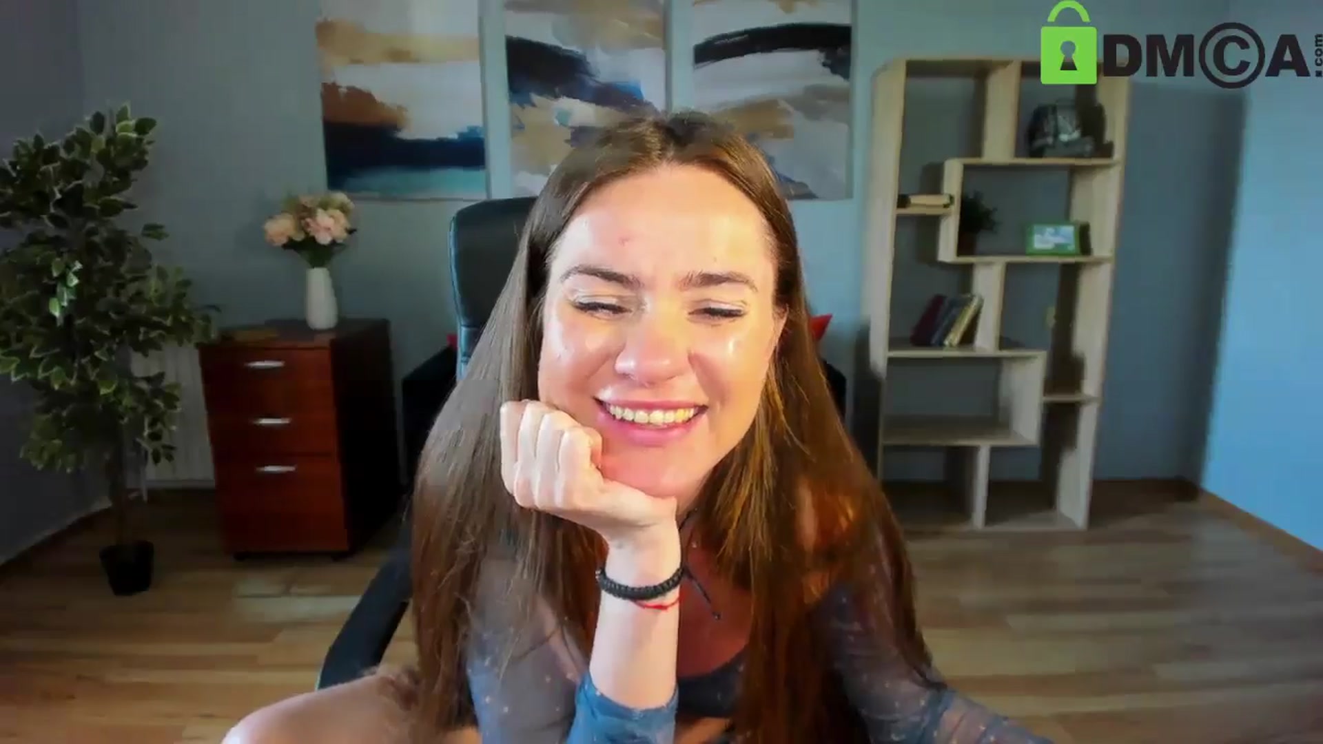 Gallery image thumbnail from Tilly_Casti's myfreecams stream on, 04/23/2025, 13:59 image 19 of 20