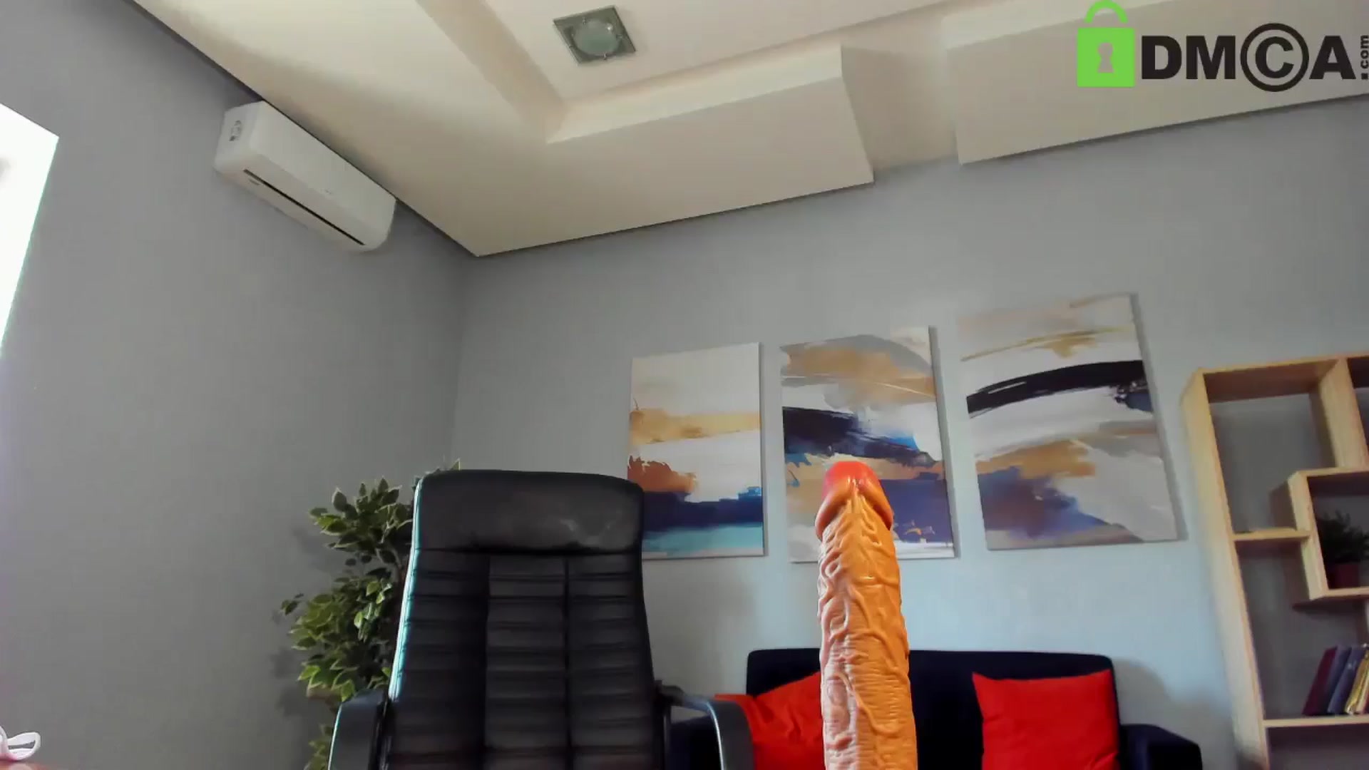 Gallery image thumbnail from Tilly_Casti's myfreecams stream on, 04/24/2025, 13:16 image 14 of 20