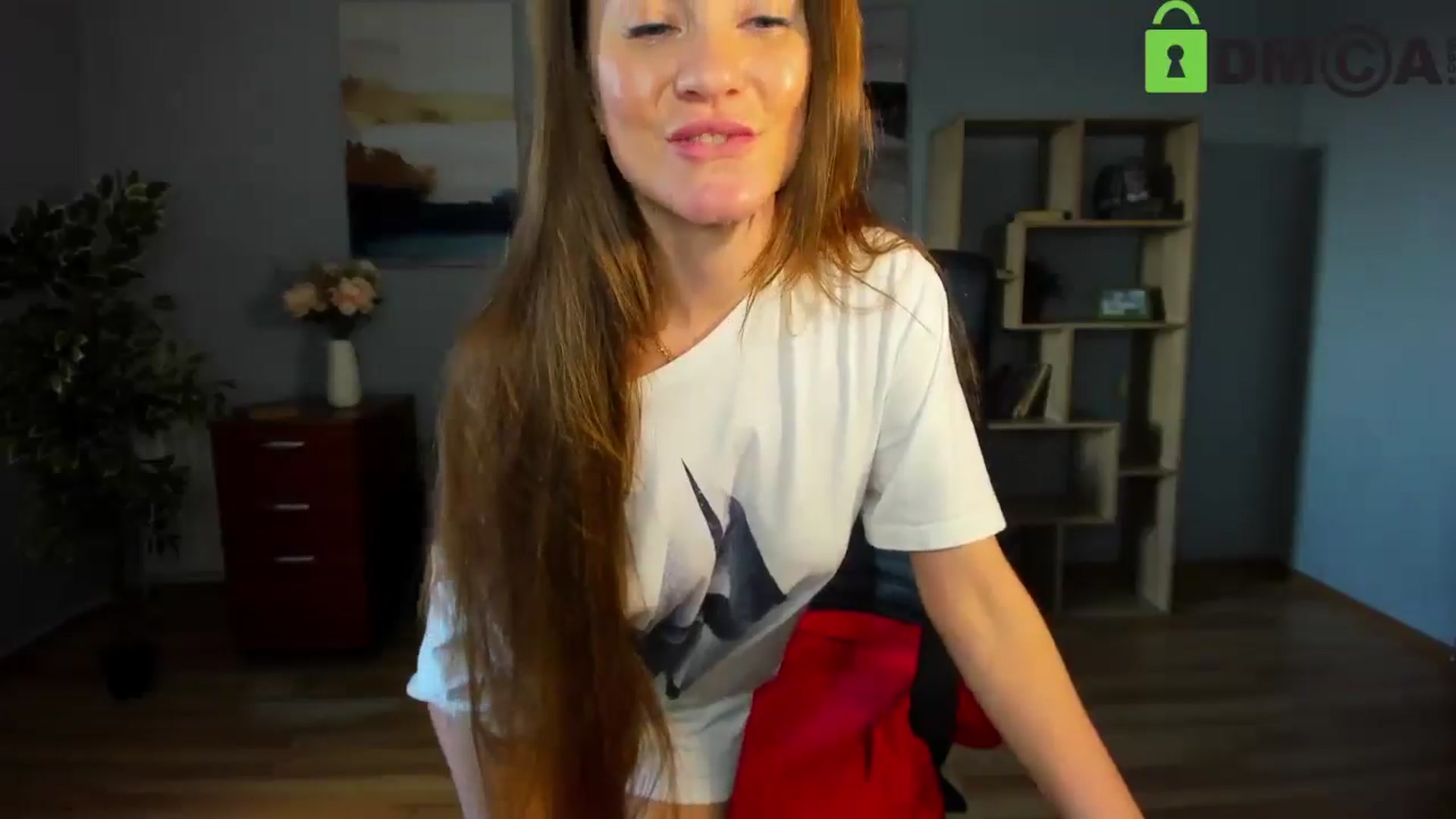 Gallery image thumbnail from Tilly_Casti's myfreecams stream on, 04/25/2025, 12:37 image 4 of 20