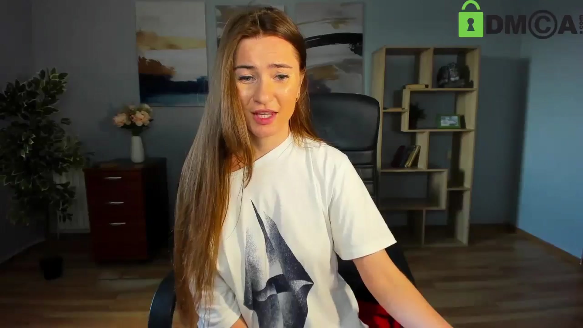 Gallery image thumbnail from Tilly_Casti's myfreecams stream on, 04/25/2025, 12:37 image 8 of 20