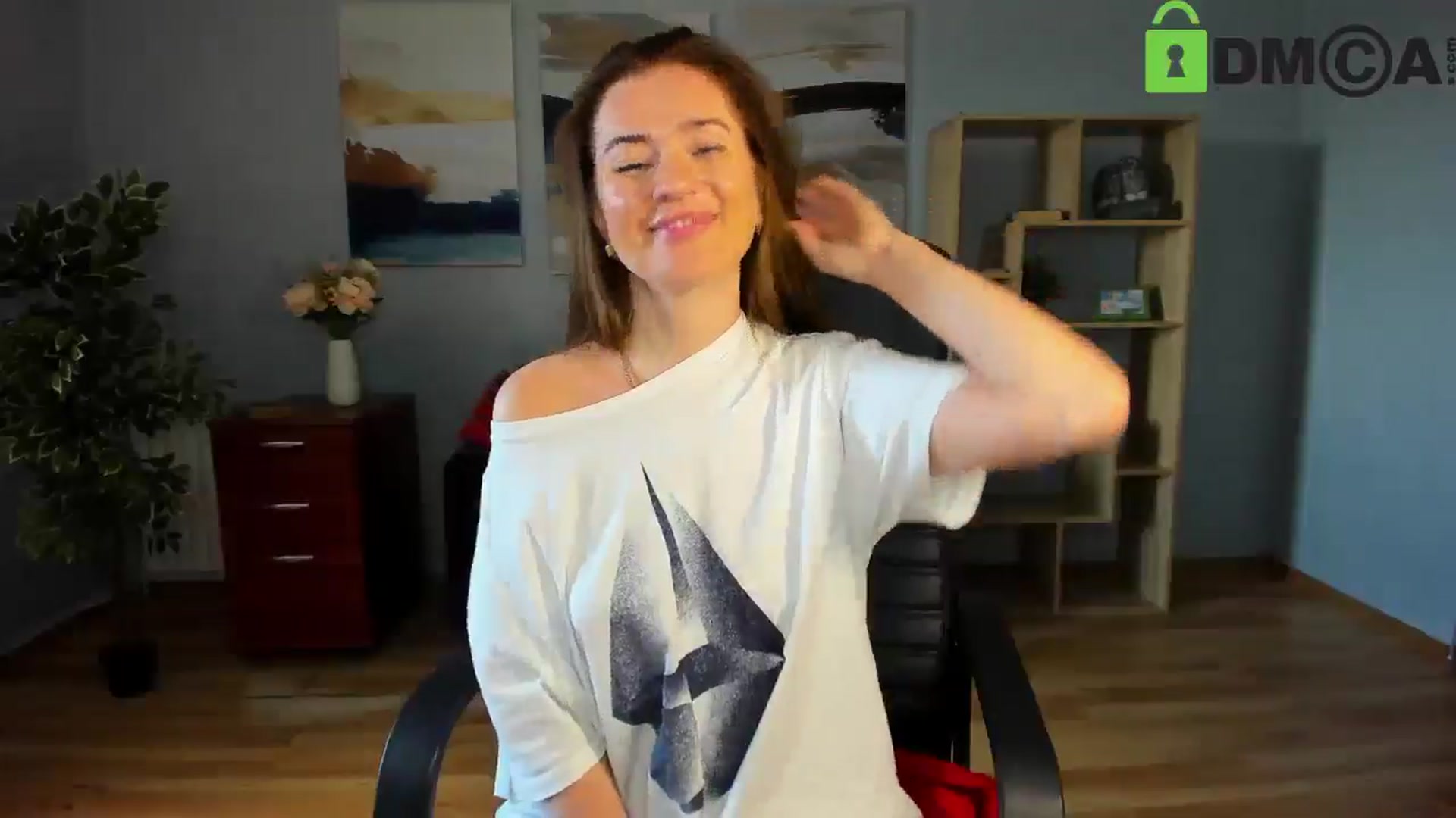 Gallery image thumbnail from Tilly_Casti's myfreecams stream on, 04/25/2025, 12:37 image 12 of 20