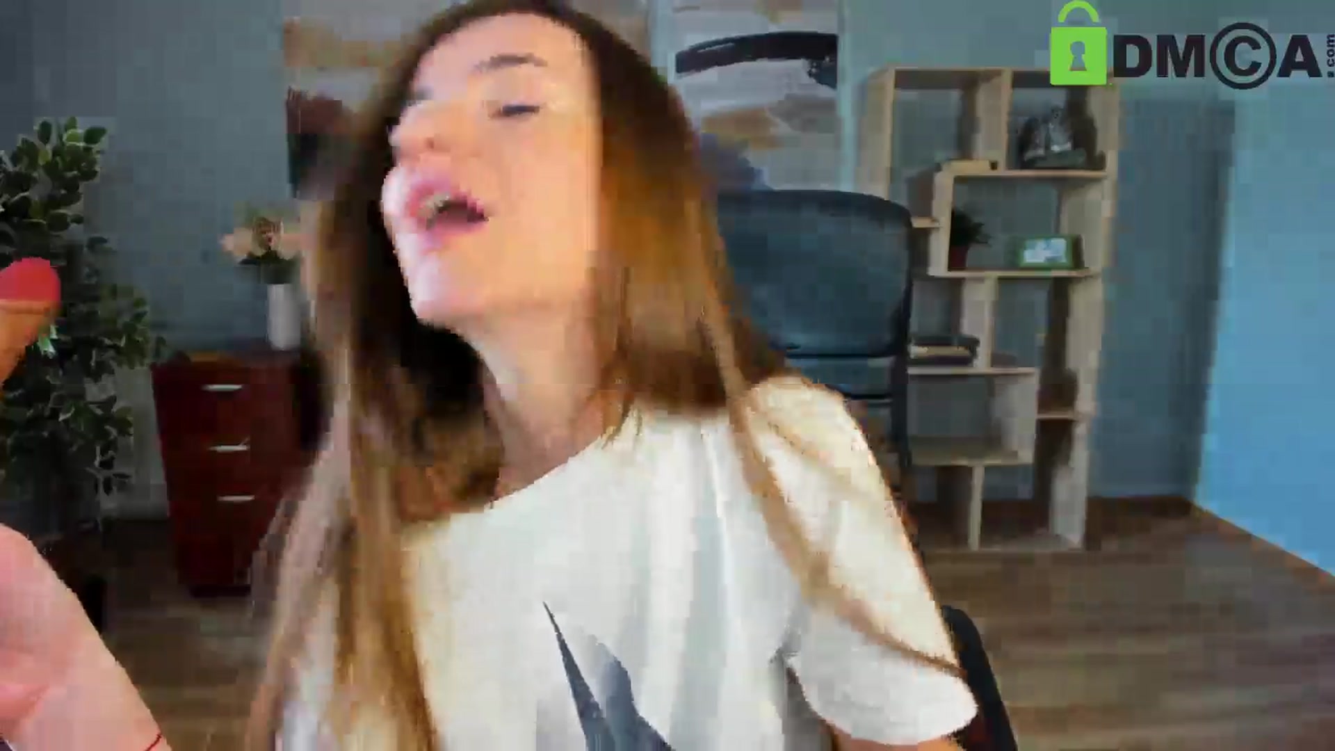 Gallery image thumbnail from Tilly_Casti's myfreecams stream on, 04/26/2025, 14:36 image 8 of 20