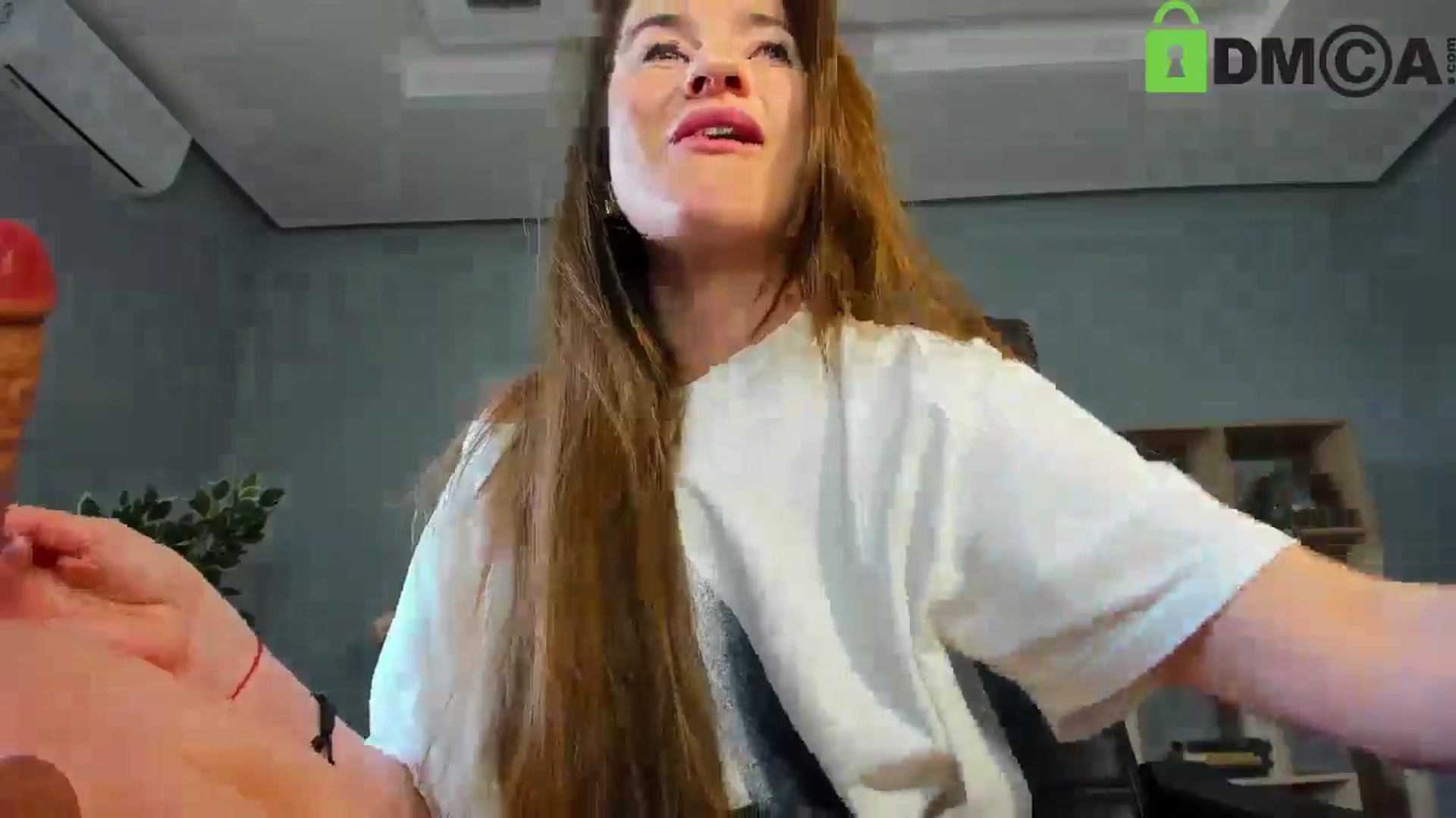 Gallery image thumbnail from Tilly_Casti's myfreecams stream on, 04/26/2025, 15:17 image 3 of 20