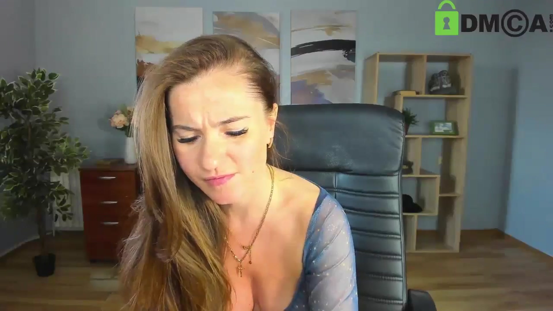 Gallery image thumbnail from Tilly_Casti's myfreecams stream on, 05/01/2025, 17:12 image 7 of 20