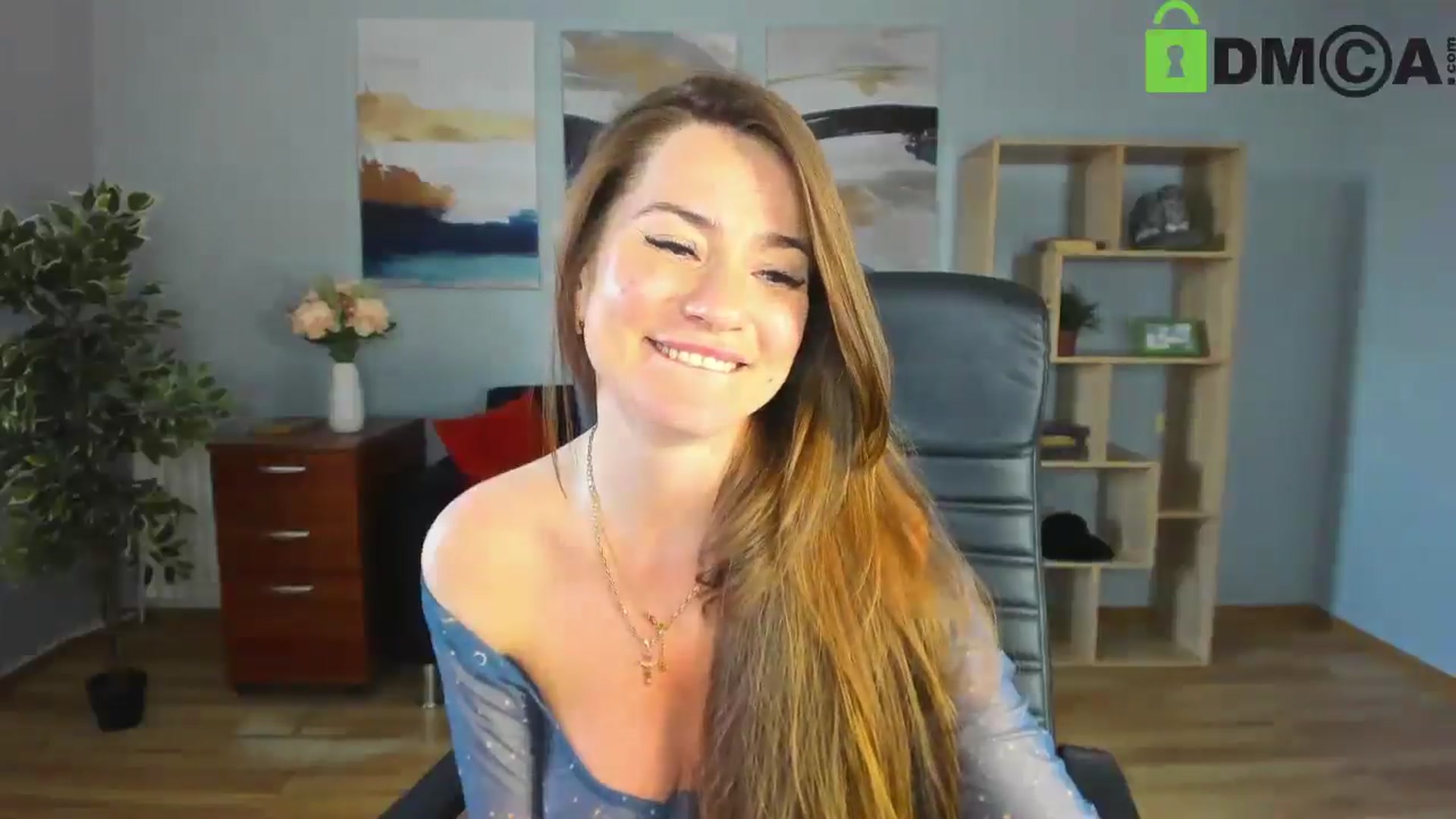 Gallery image thumbnail from Tilly_Casti's myfreecams stream on, 05/01/2025, 17:12 image 4 of 20