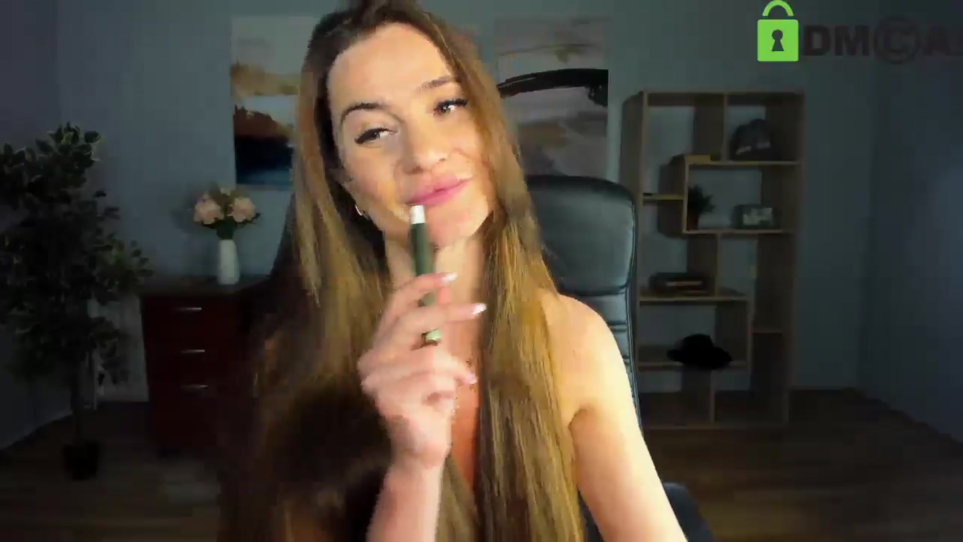 Gallery image thumbnail from Tilly_Casti's myfreecams stream on, 05/03/2025, 17:28 image 14 of 20