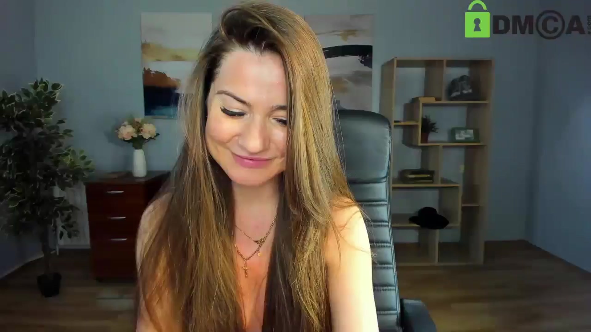 Gallery image thumbnail from Tilly_Casti's myfreecams stream on, 05/03/2025, 17:28 image 2 of 20