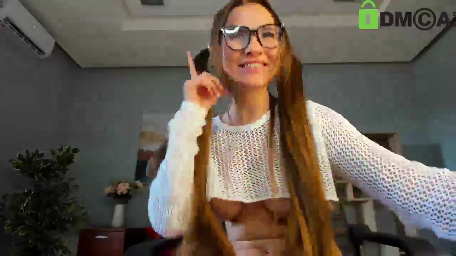 Gallery image thumbnail from Tilly_Casti's myfreecams stream on, 05/04/2025, 12:49 image 18 of 20
