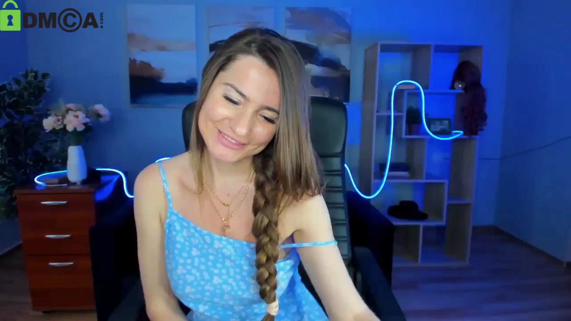 Gallery image thumbnail from Tilly_Casti's myfreecams stream on, 05/07/2025, 14:30 image 13 of 20