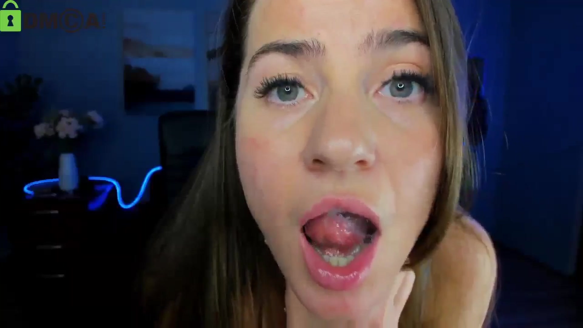 Gallery image thumbnail from Tilly_Casti's myfreecams stream on, 05/07/2025, 17:03 image 13 of 20