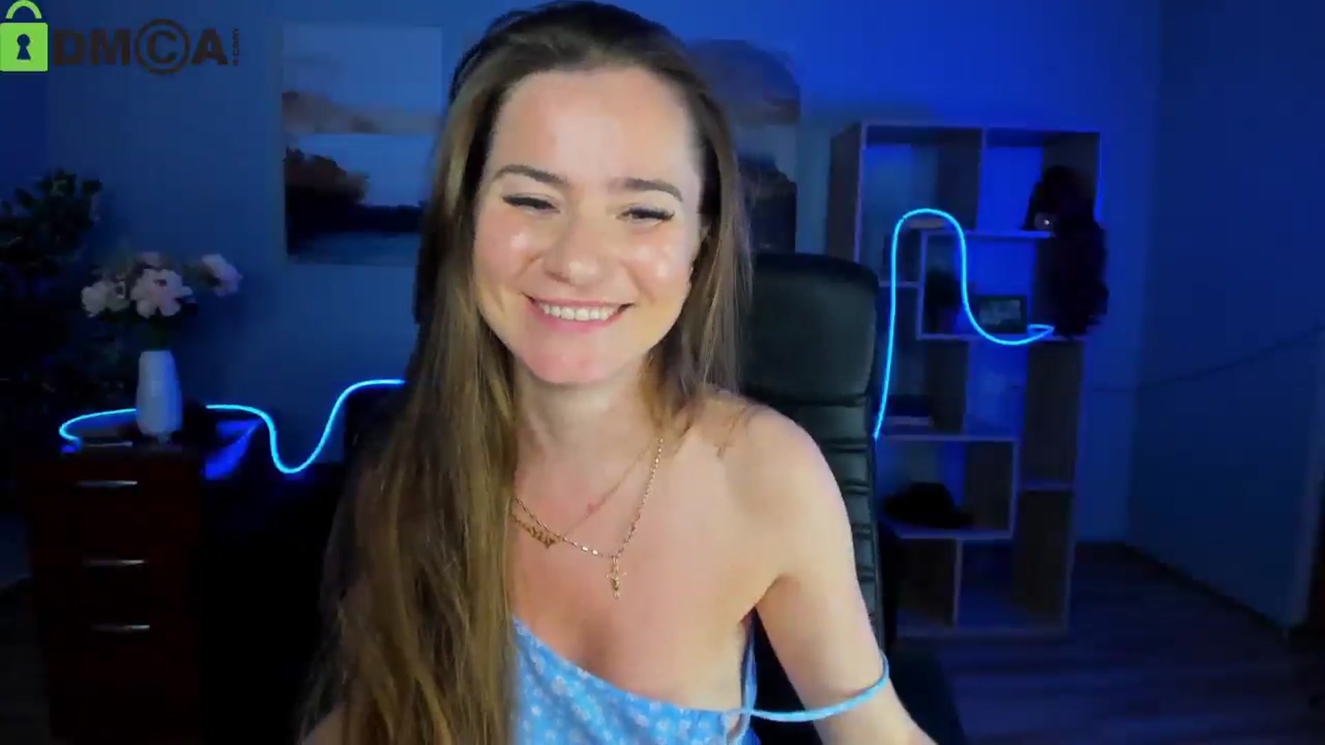 Gallery image thumbnail from Tilly_Casti's myfreecams stream on, 05/07/2025, 17:45 image 12 of 20
