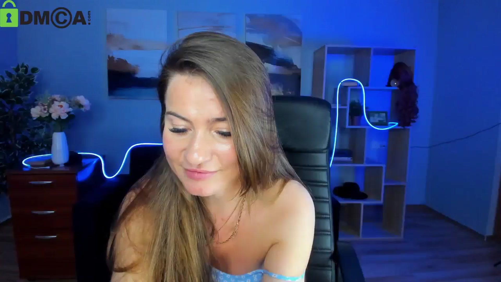 Gallery image thumbnail from Tilly_Casti's myfreecams stream on, 05/07/2025, 17:45 image 10 of 20