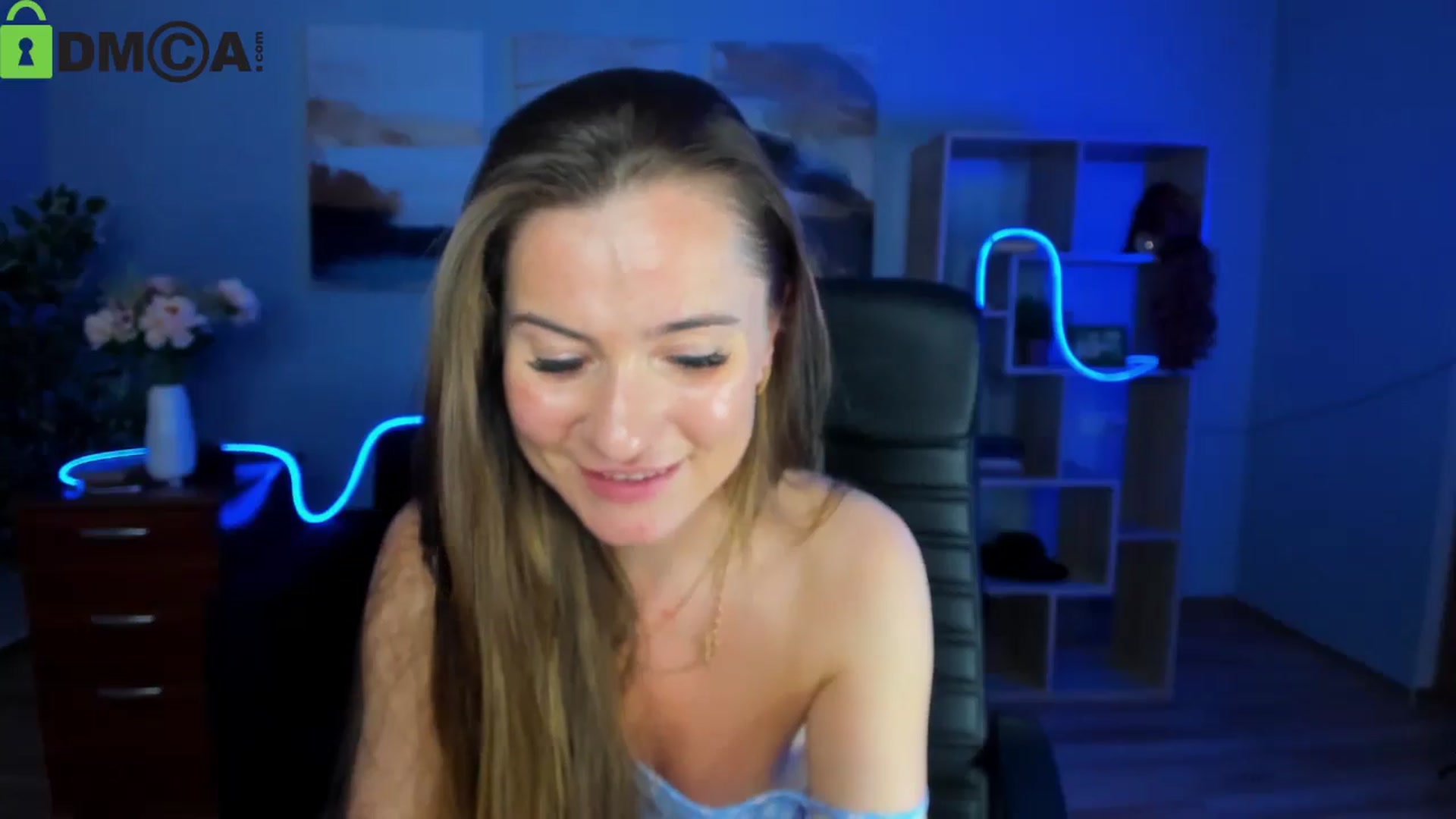 Gallery image thumbnail from Tilly_Casti's myfreecams stream on, 05/07/2025, 17:45 image 8 of 20