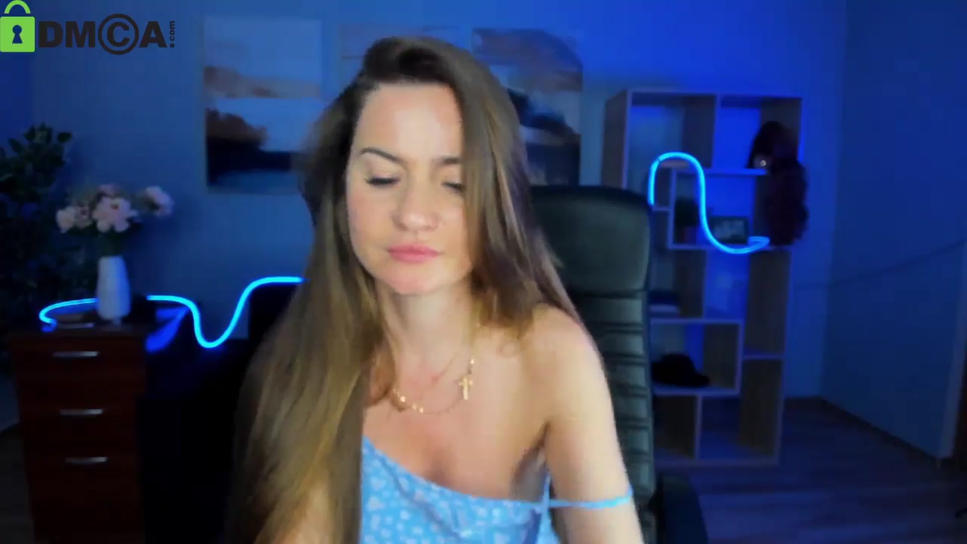 Gallery image thumbnail from Tilly_Casti's myfreecams stream on, 05/07/2025, 17:45 image 7 of 20