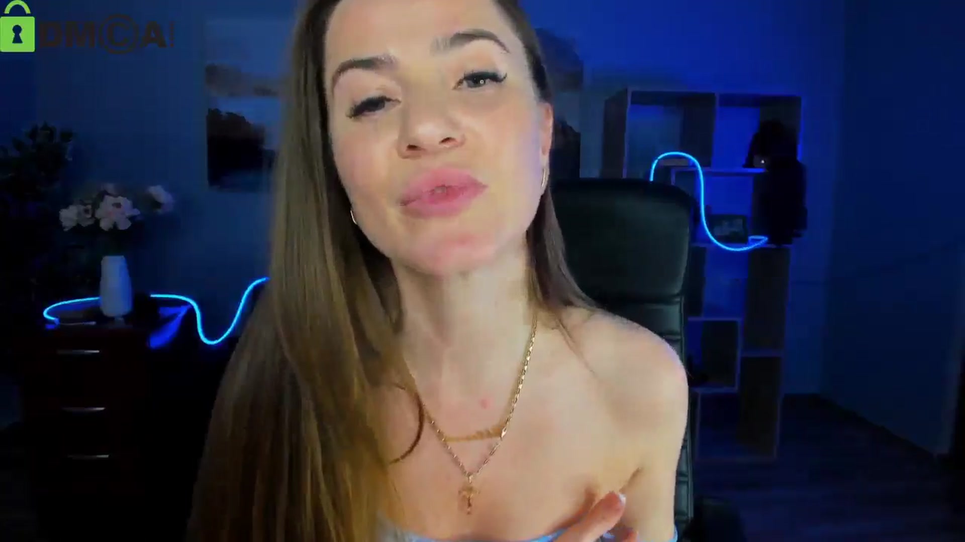 Gallery image thumbnail from Tilly_Casti's myfreecams stream on, 05/07/2025, 17:45 image 17 of 20