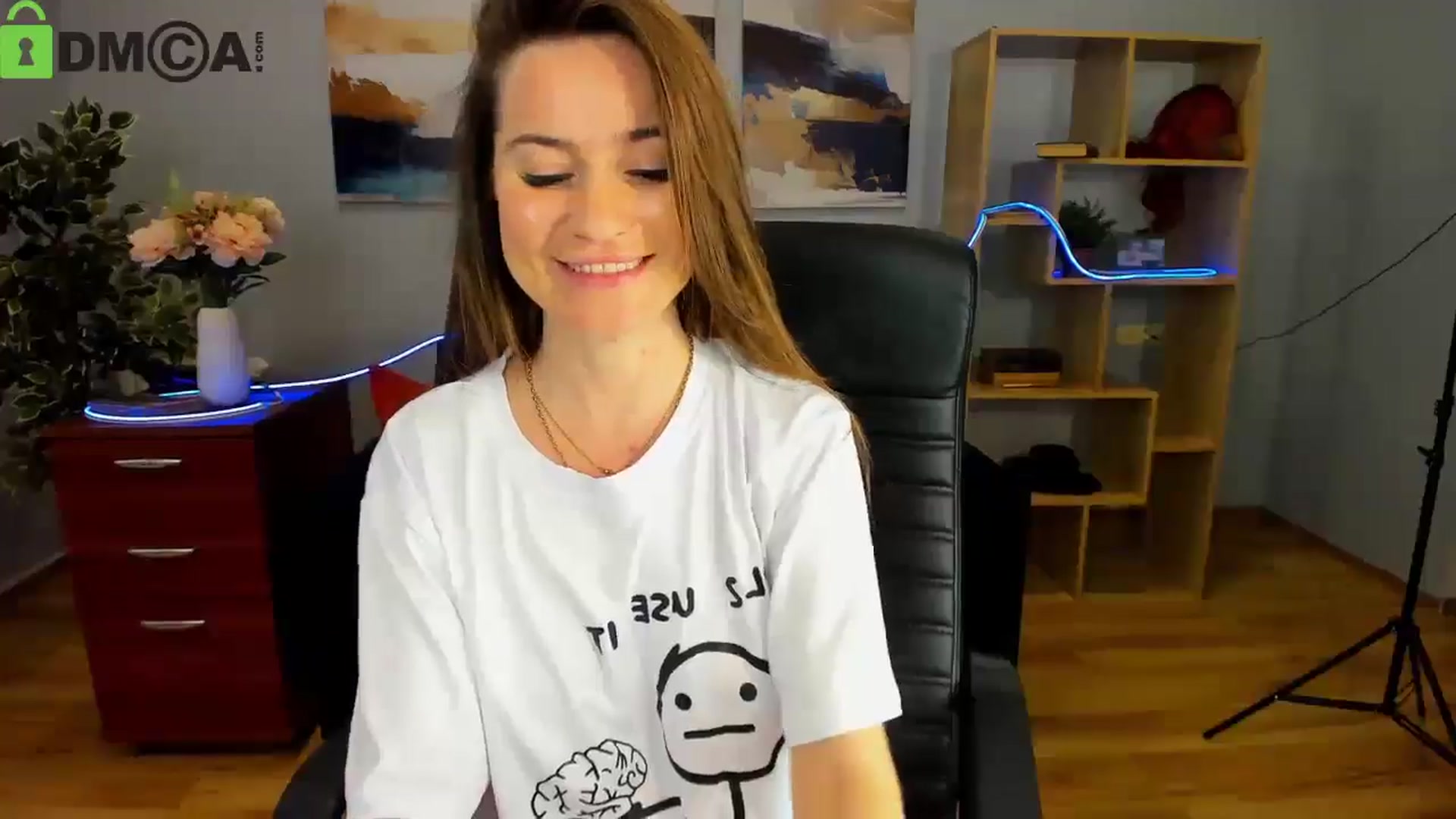 Gallery image thumbnail from Tilly_Casti's myfreecams stream on, 05/09/2025, 14:19 image 13 of 20