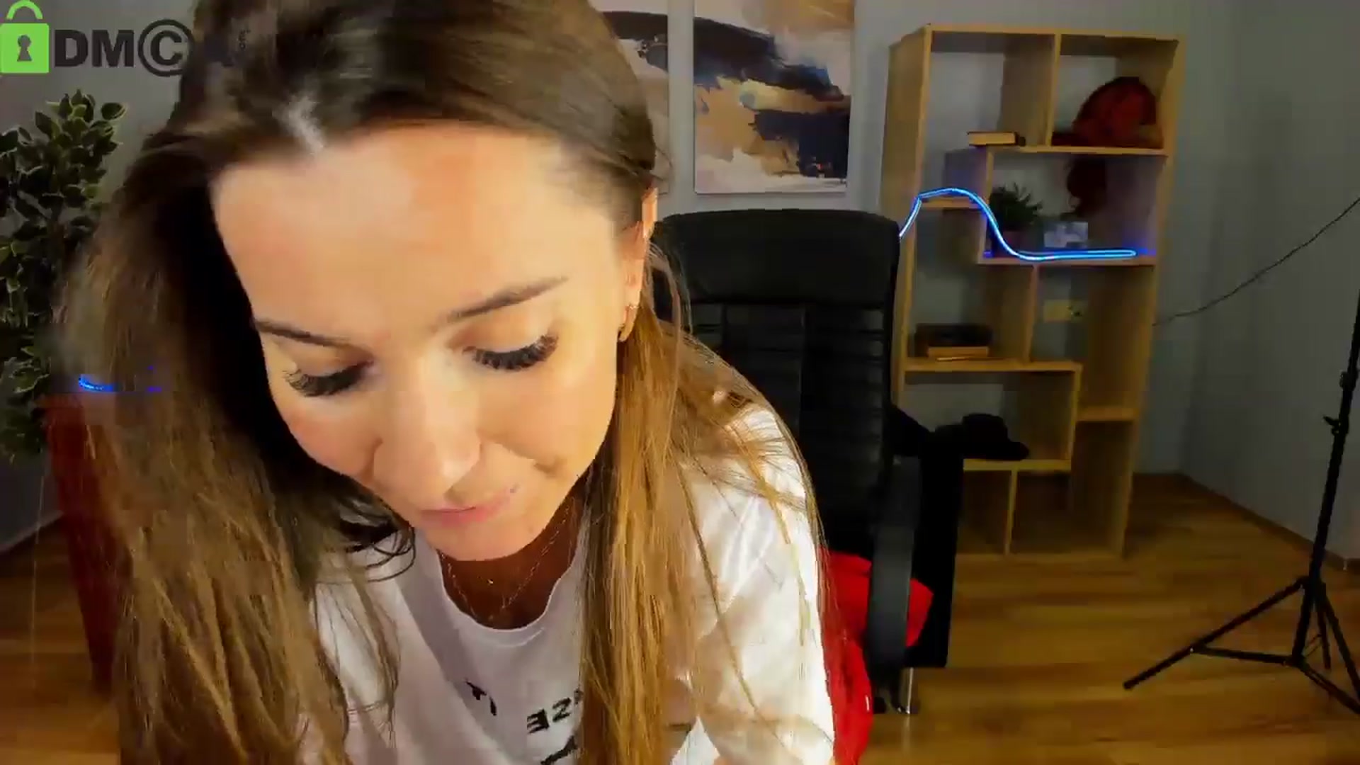 Gallery image thumbnail from Tilly_Casti's myfreecams stream on, 05/09/2025, 14:19 image 9 of 20