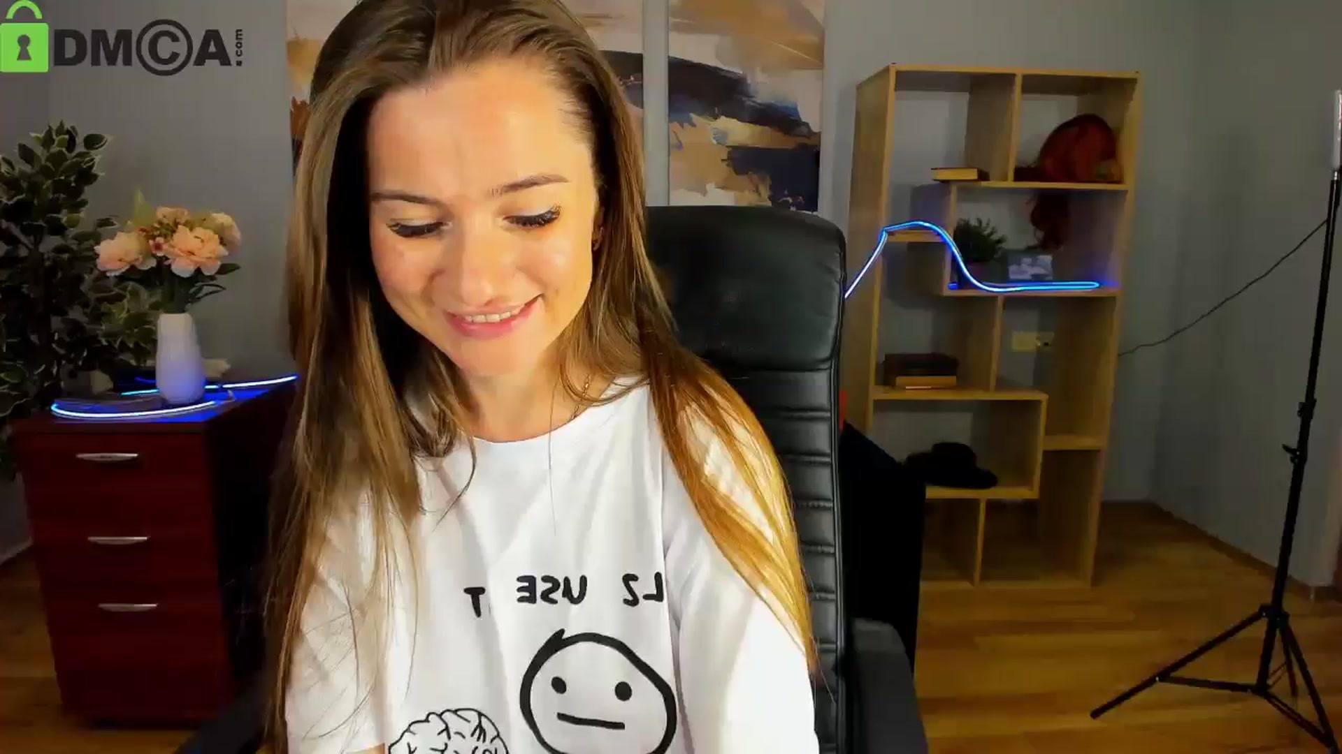 Gallery image thumbnail from Tilly_Casti's myfreecams stream on, 05/09/2025, 16:25 image 1 of 20