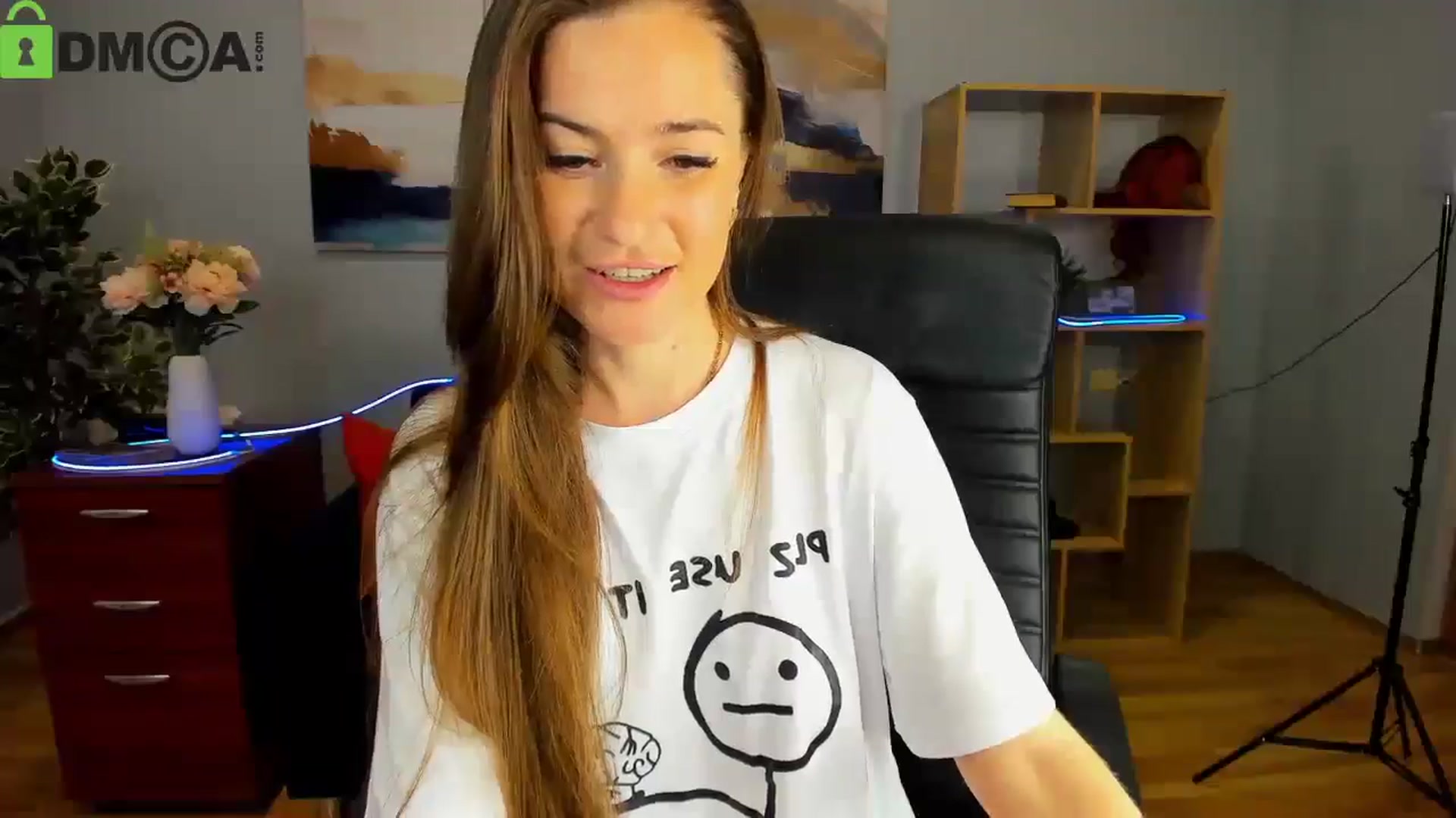 Gallery image thumbnail from Tilly_Casti's myfreecams stream on, 05/09/2025, 16:25 image 5 of 20