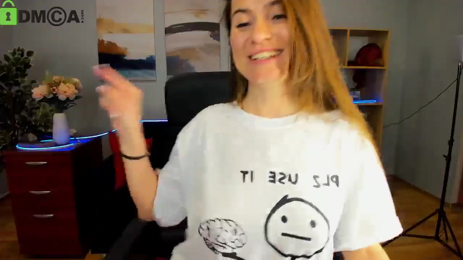 Gallery image thumbnail from Tilly_Casti's myfreecams stream on, 05/09/2025, 16:25 image 11 of 20