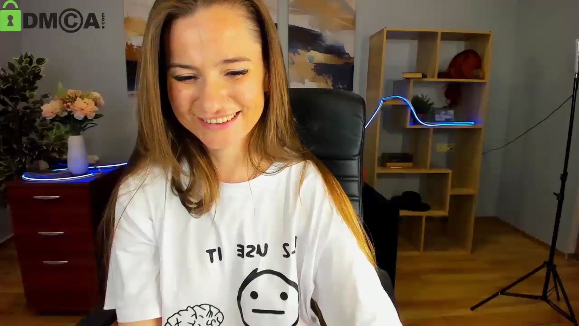 Gallery image thumbnail from Tilly_Casti's myfreecams stream on, 05/09/2025, 16:25 image 2 of 20