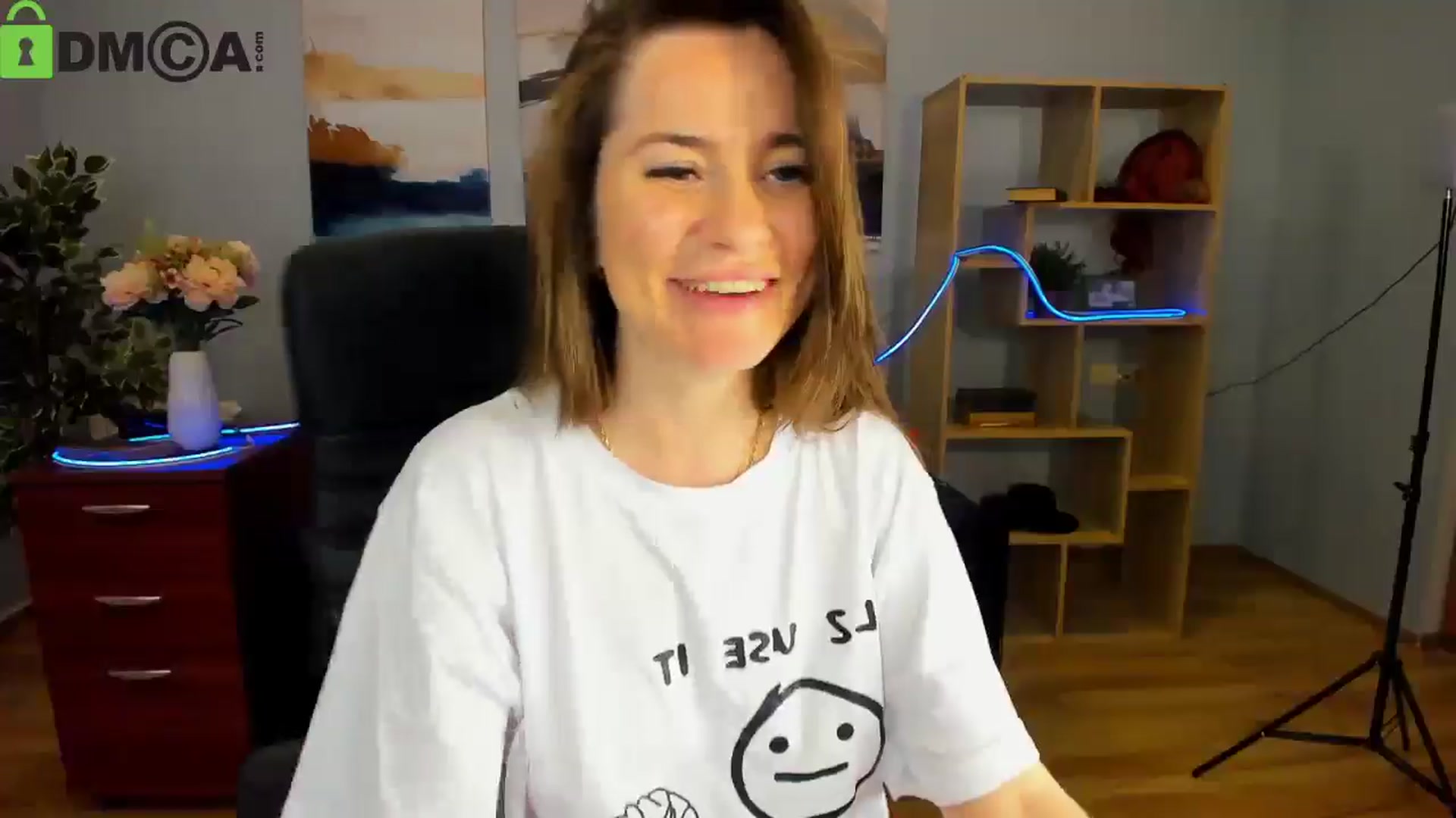Gallery image thumbnail from Tilly_Casti's myfreecams stream on, 05/09/2025, 16:25 image 13 of 20