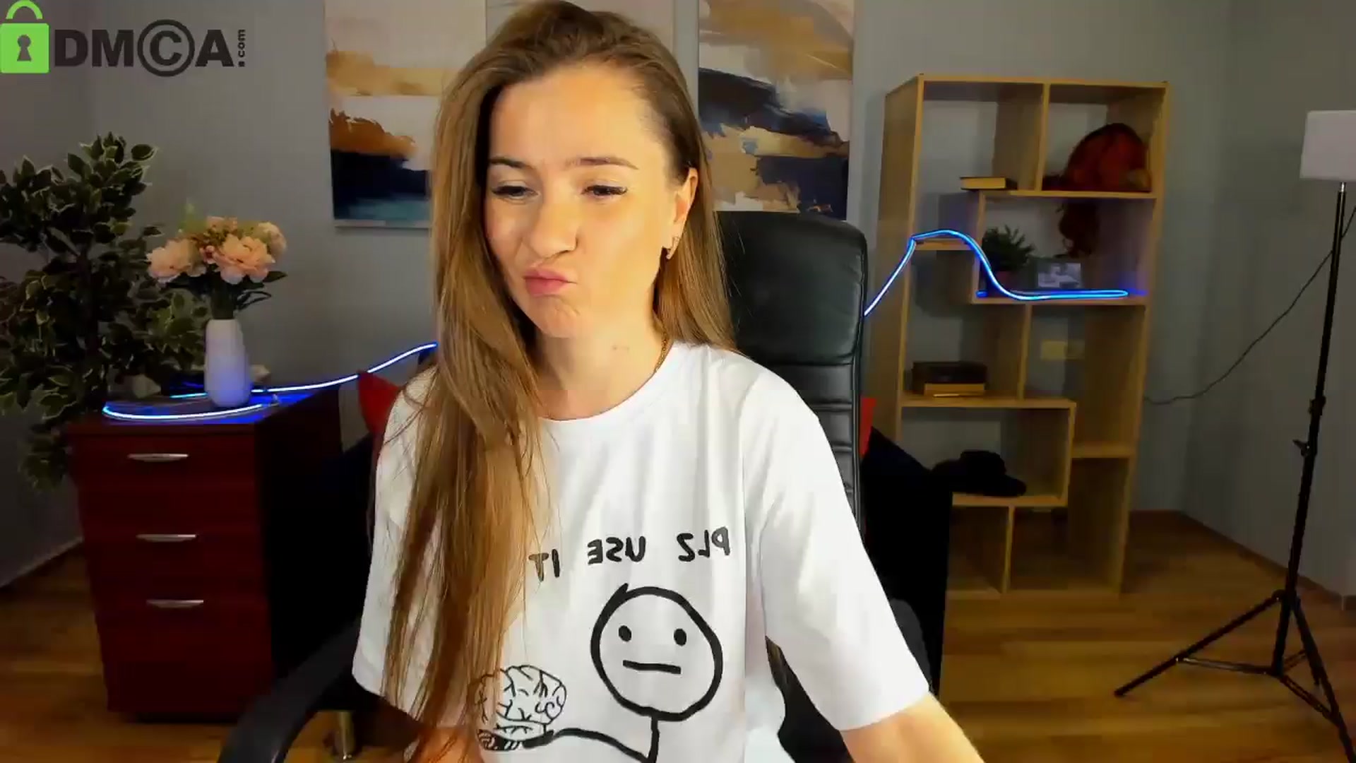 Gallery image thumbnail from Tilly_Casti's myfreecams stream on, 05/09/2025, 17:25 image 3 of 20