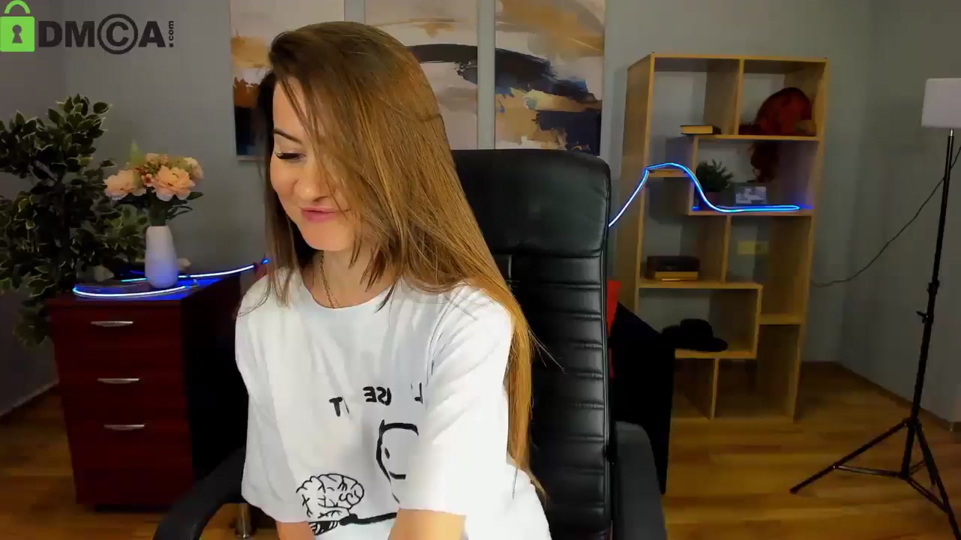 Gallery image thumbnail from Tilly_Casti's myfreecams stream on, 05/09/2025, 17:25 image 4 of 20