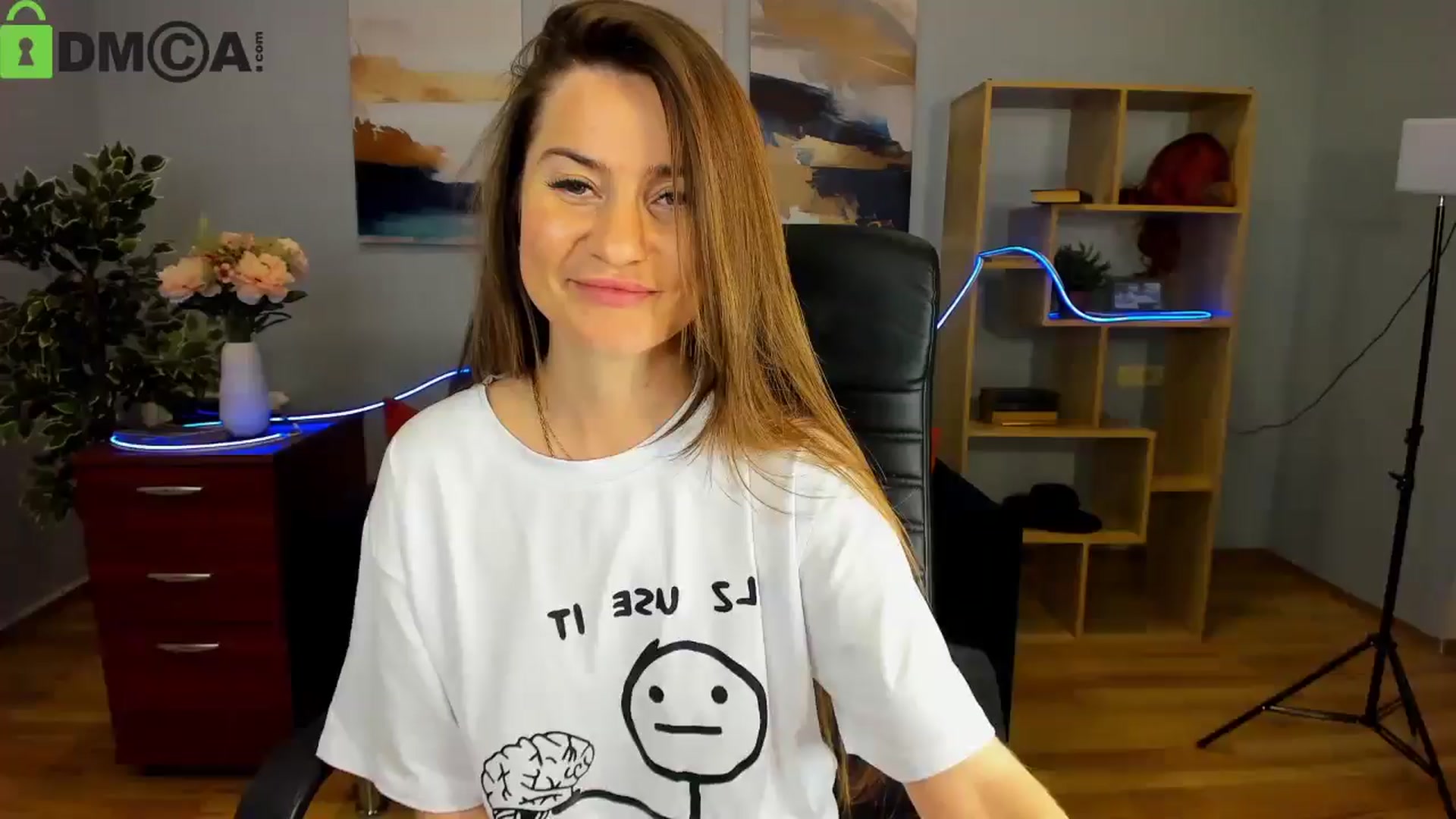 Gallery image thumbnail from Tilly_Casti's myfreecams stream on, 05/09/2025, 17:25 image 2 of 20