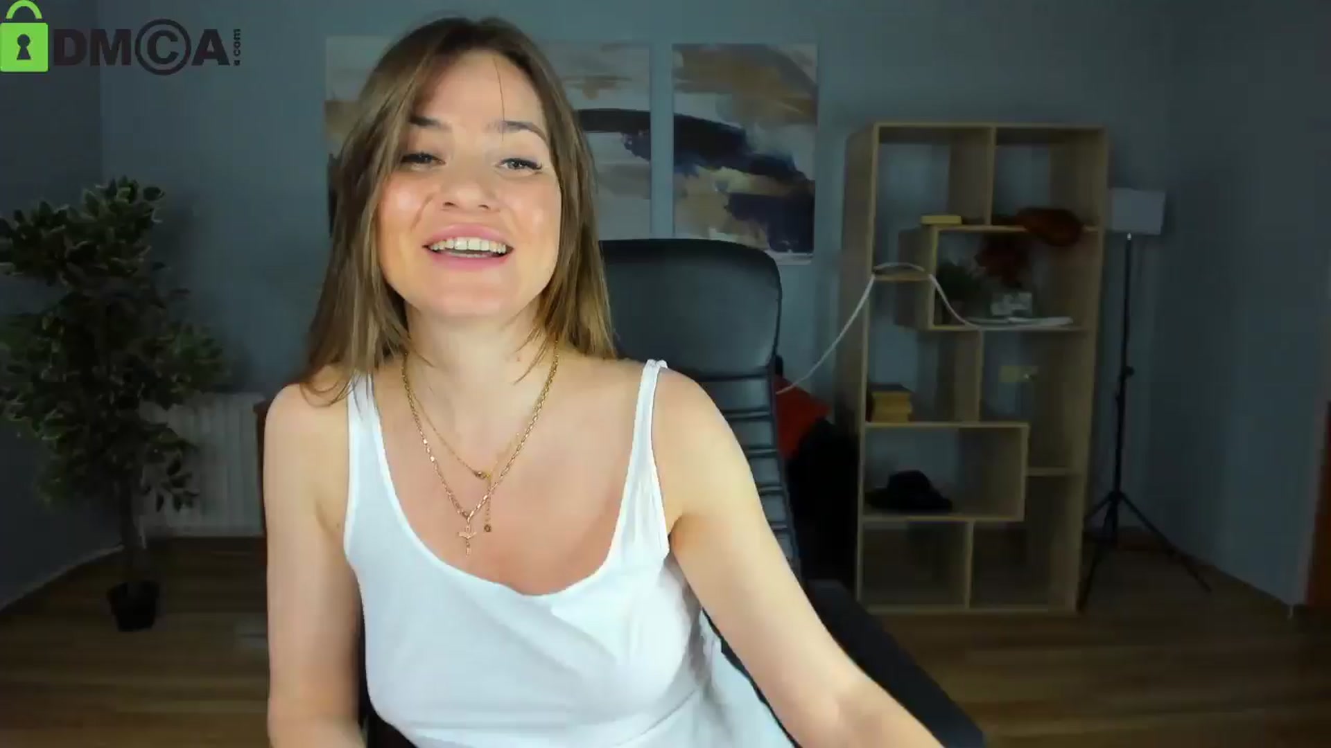 Gallery image thumbnail from Tilly_Casti's myfreecams stream on, 05/14/2025, 14:58 image 1 of 20