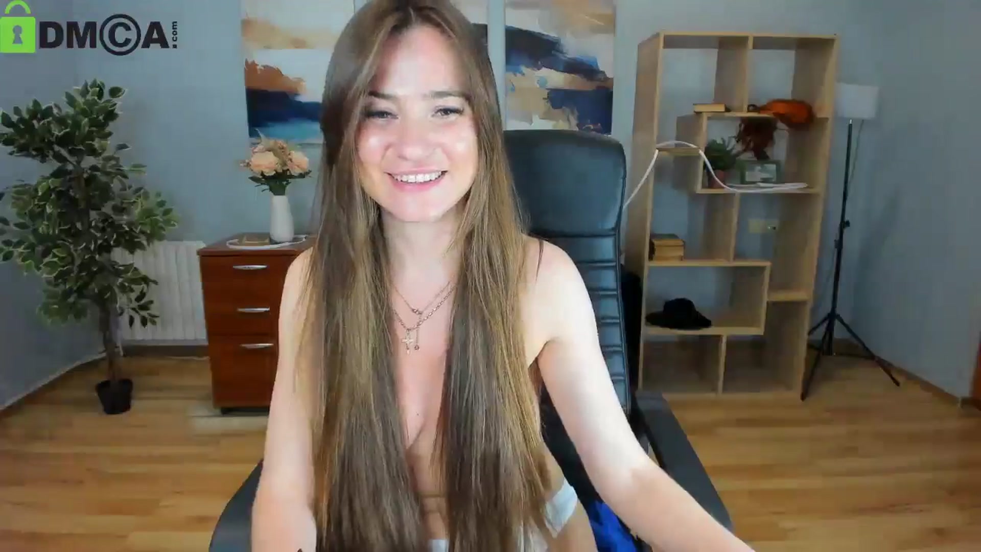 Gallery image thumbnail from Tilly_Casti's myfreecams stream on, 05/14/2025, 17:32 image 10 of 20