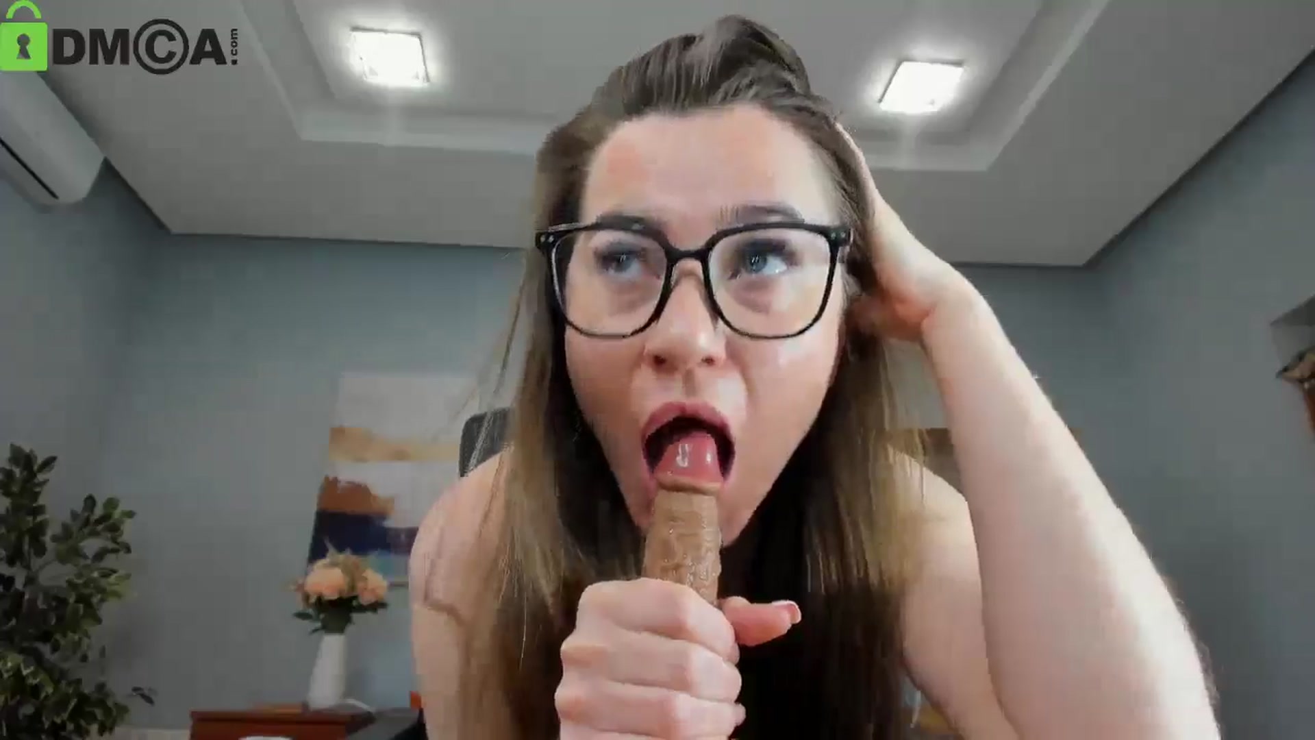 Gallery image thumbnail from Tilly_Casti's myfreecams stream on, 05/17/2025, 13:06 image 5 of 20