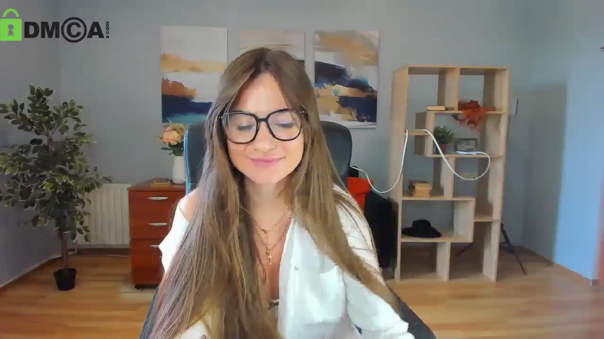 Gallery image thumbnail from Tilly_Casti's myfreecams stream on, 05/18/2025, 12:58 image 10 of 20