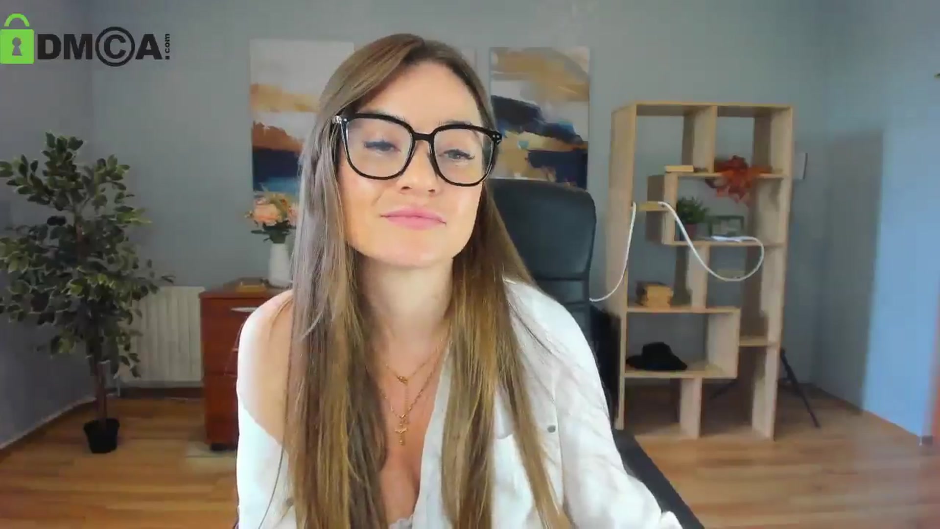 Gallery image thumbnail from Tilly_Casti's myfreecams stream on, 05/18/2025, 12:58 image 4 of 20