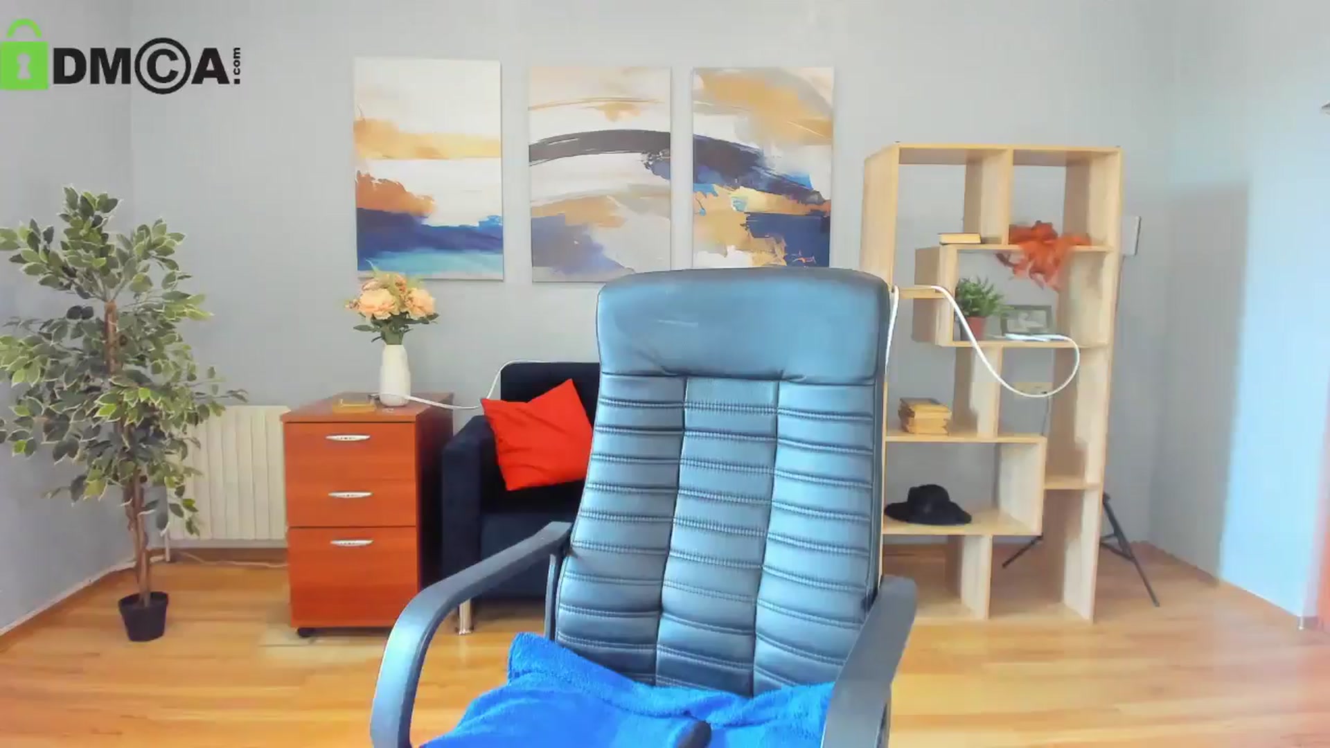 Gallery image thumbnail from Tilly_Casti's myfreecams stream on, 05/18/2025, 12:58 image 9 of 20