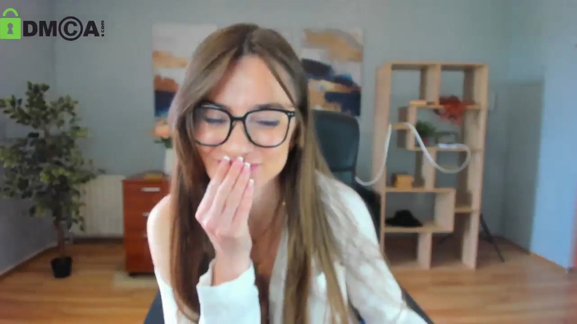 Gallery image thumbnail from Tilly_Casti's myfreecams stream on, 05/18/2025, 12:58 image 6 of 20