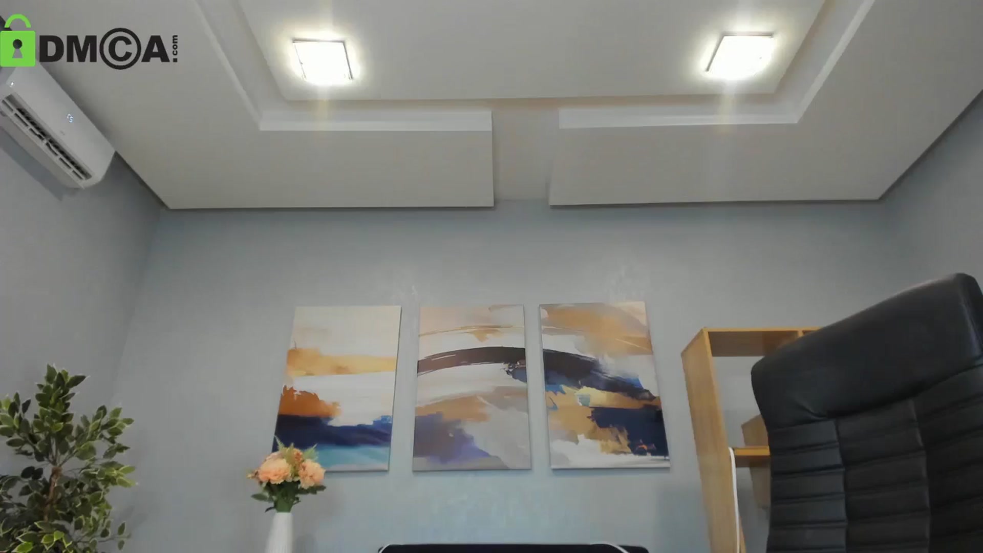 Gallery image thumbnail from Tilly_Casti's myfreecams stream on, 05/18/2025, 16:43 image 19 of 20